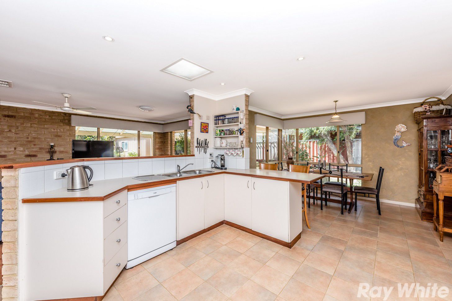 13 Brighton Close, Tarcoola Beach, WA 6530