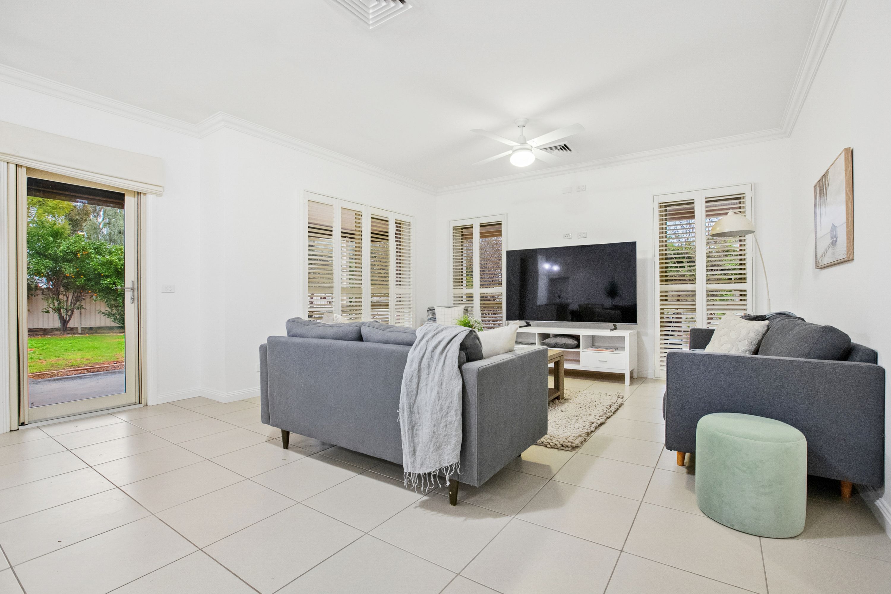 14 Primrose Drive — photo 11 of 22