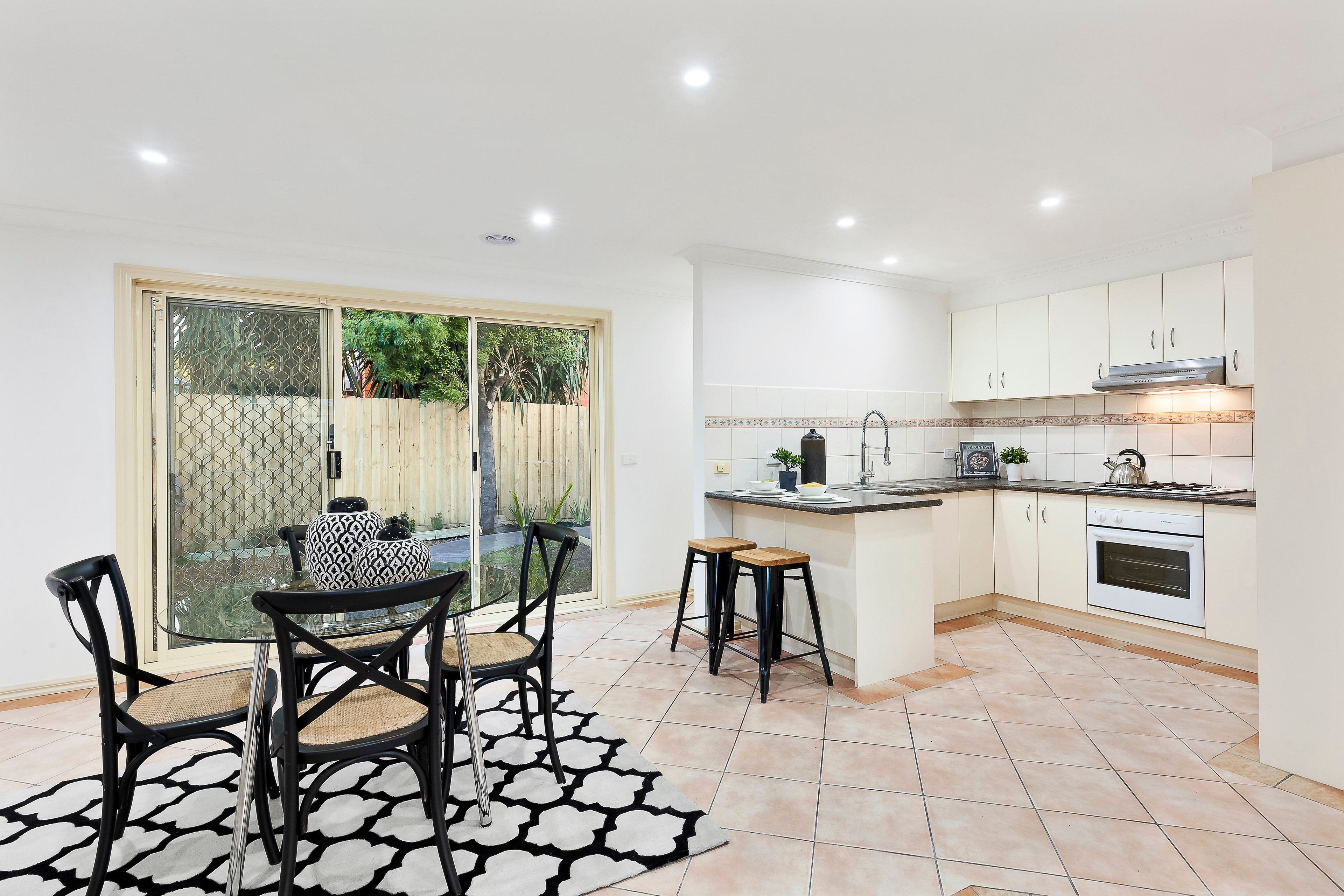 4 Bayview Avenue, Clayton, VIC 3168