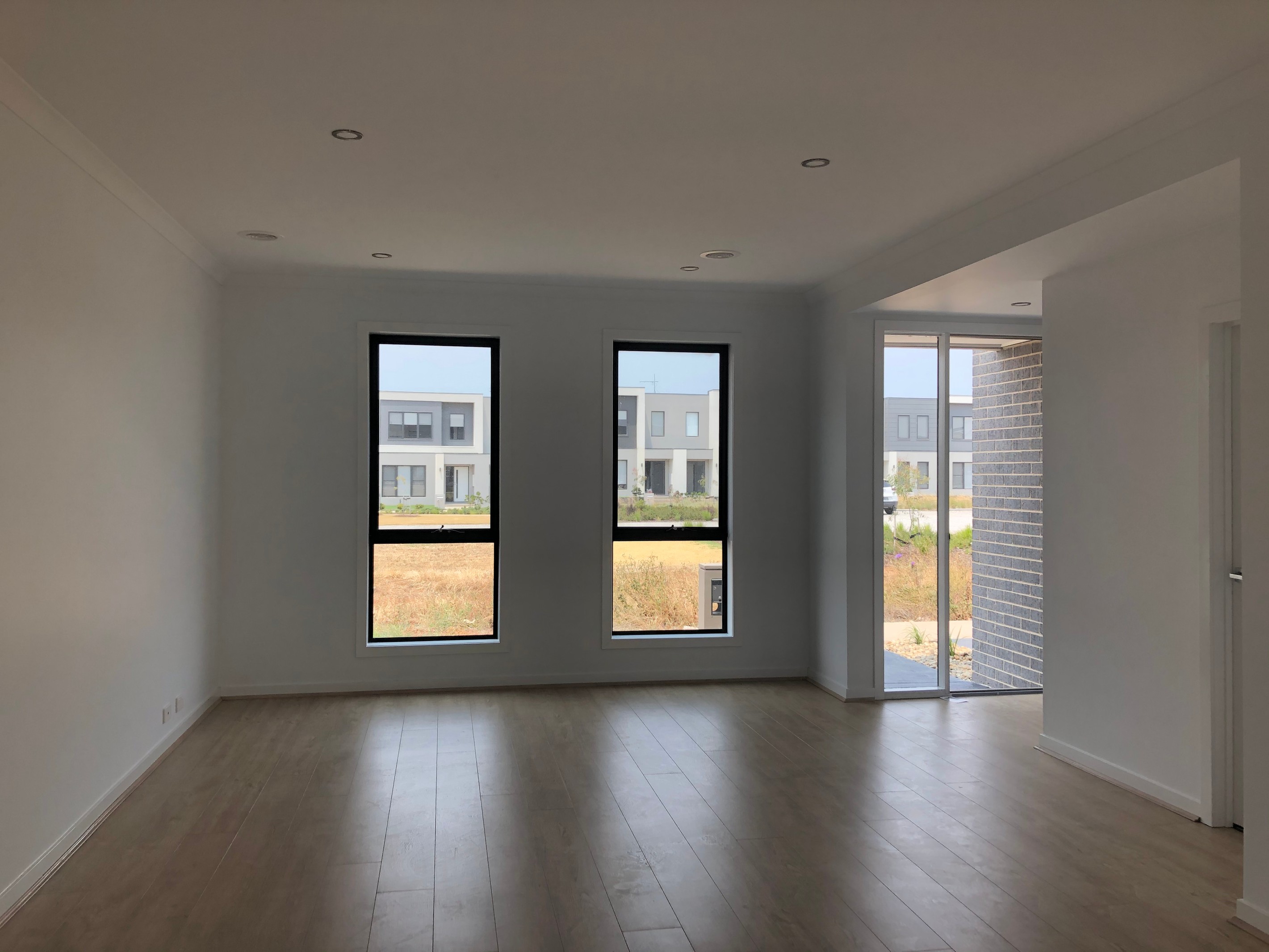 16 Nostrand Walk, Point Cook, VIC 3030