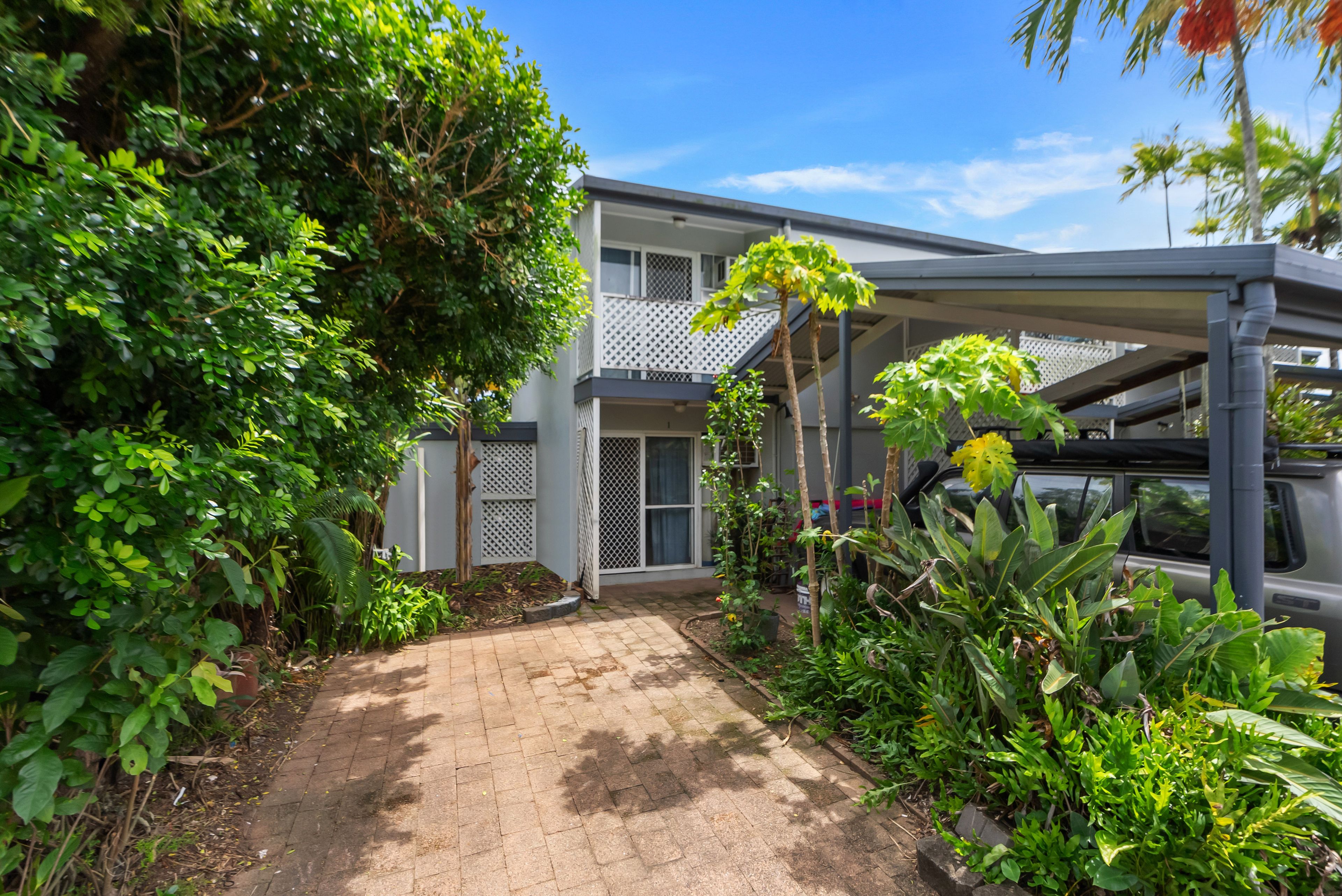 5-7 Mintaro Crescent, Woree QLD 4868