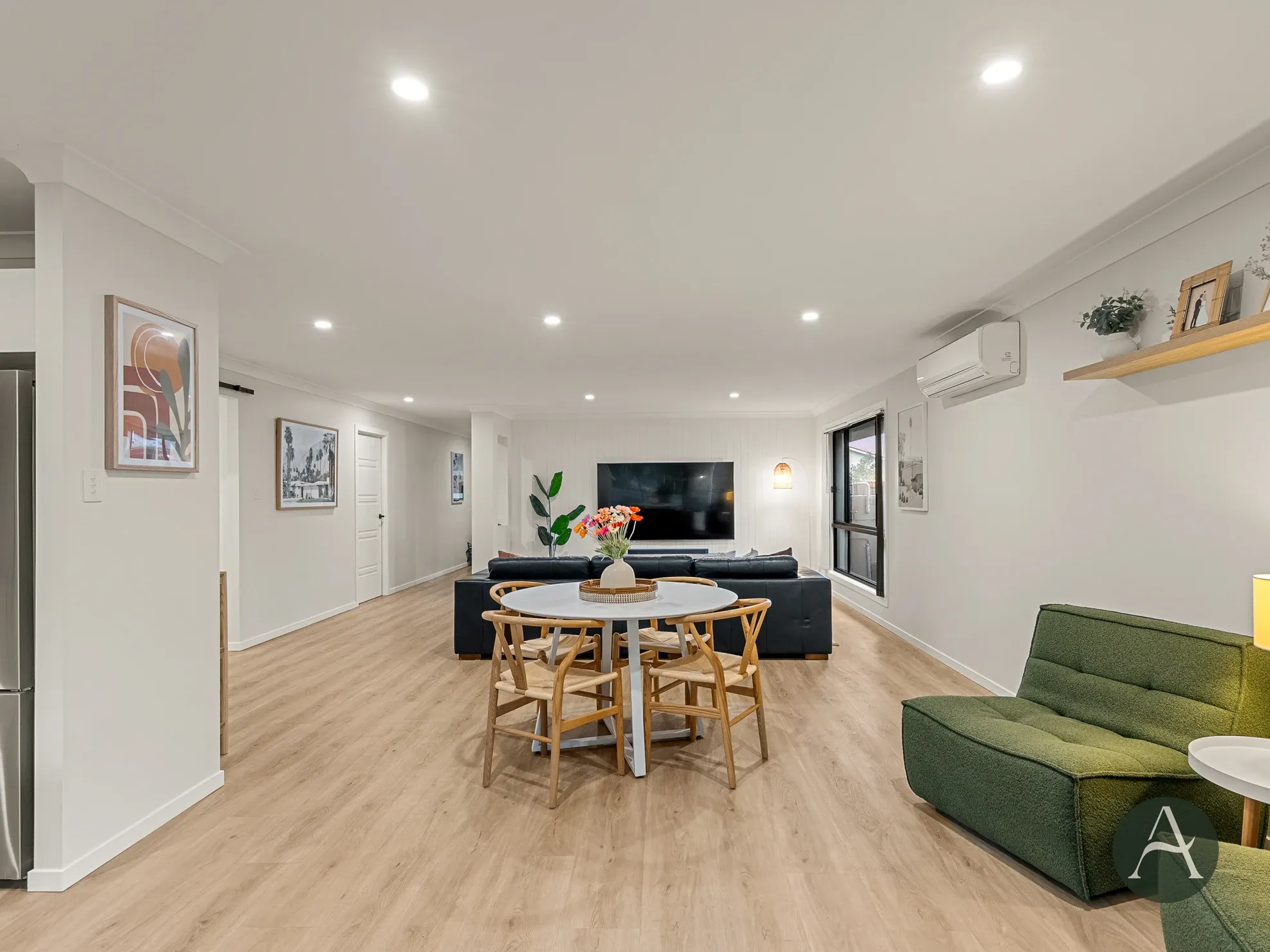 46 Valda Avenue — photo 5 of 11