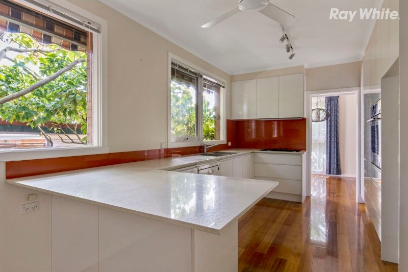 10 Currawa Drive, Boronia, VIC 3155