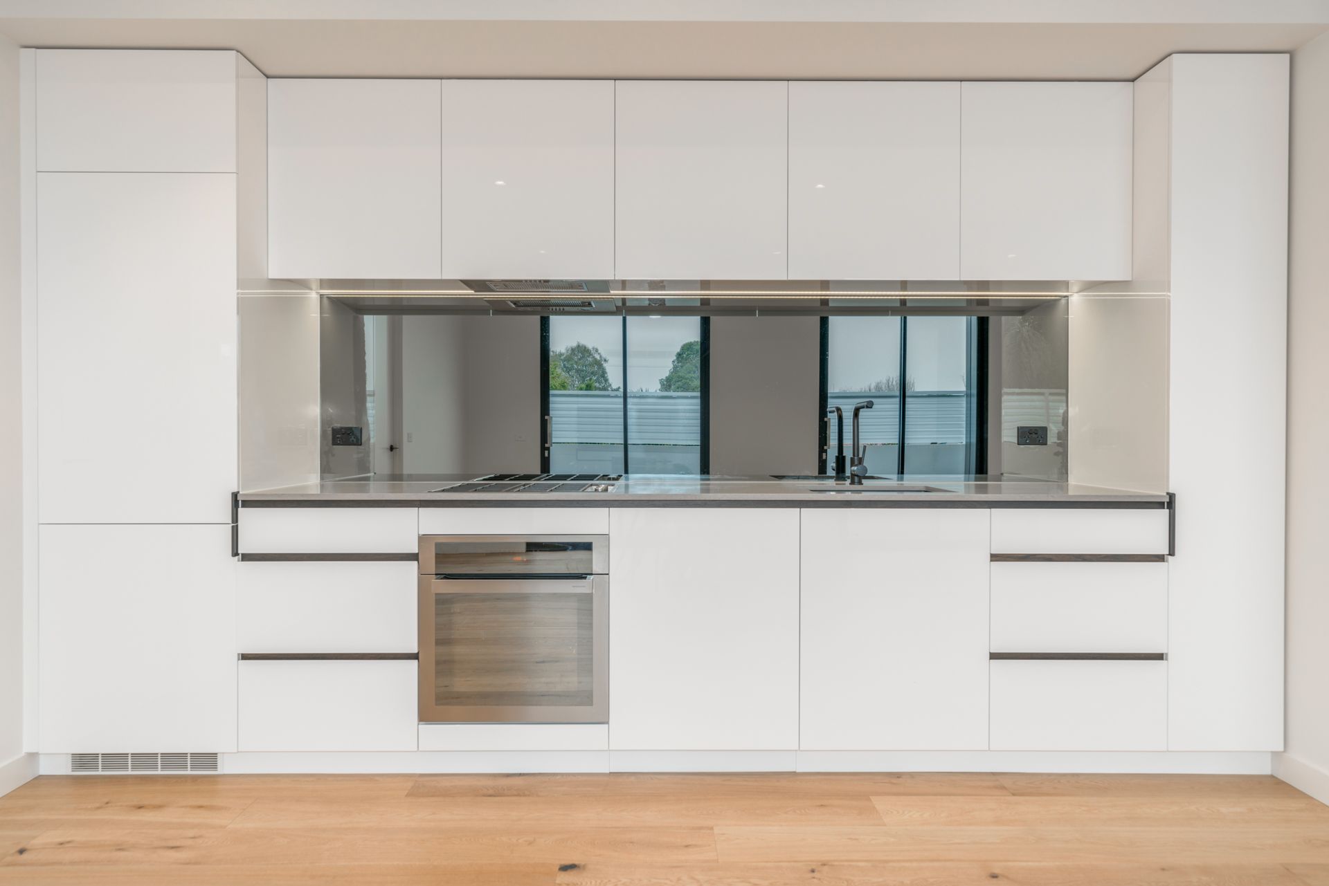 8/12 Shelley Street, Elwood, VIC 3184