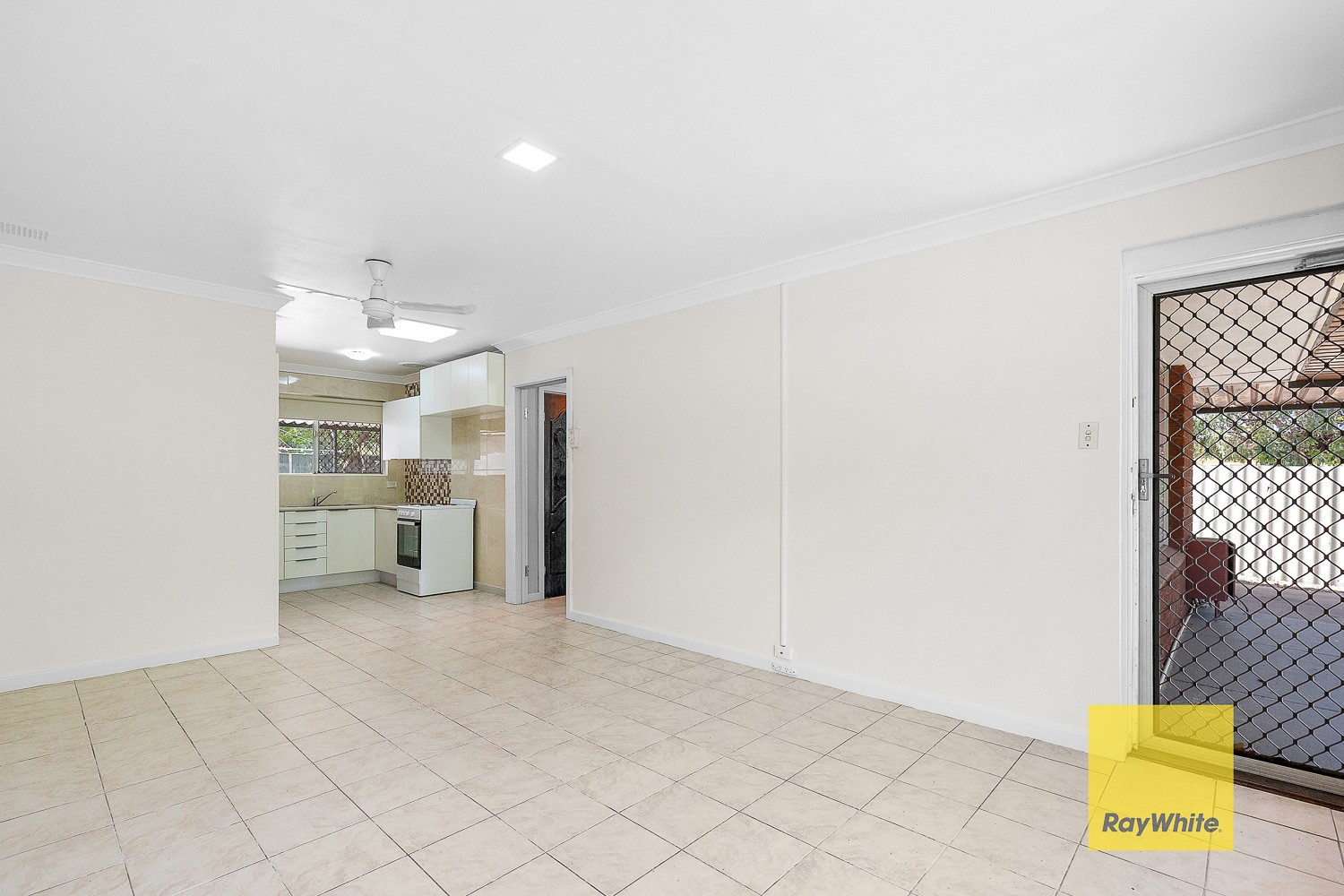 1A Sinclair Street, Armadale, WA 6112