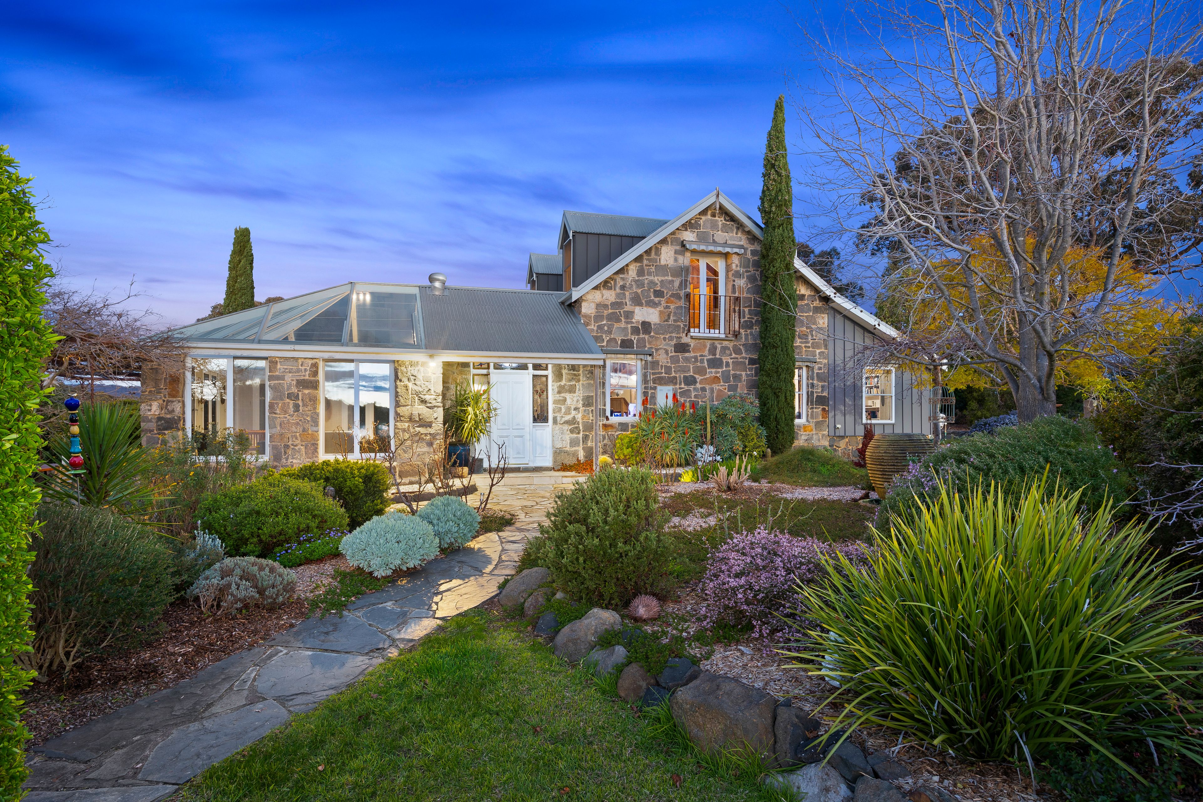 33 Clokes Lane — photo 3 of 30