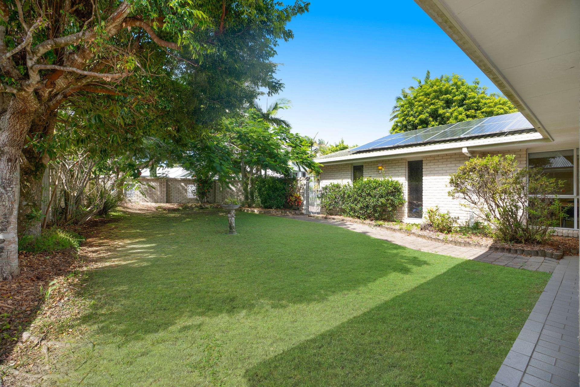 39 Dolphin Crescent — photo 7 of 8