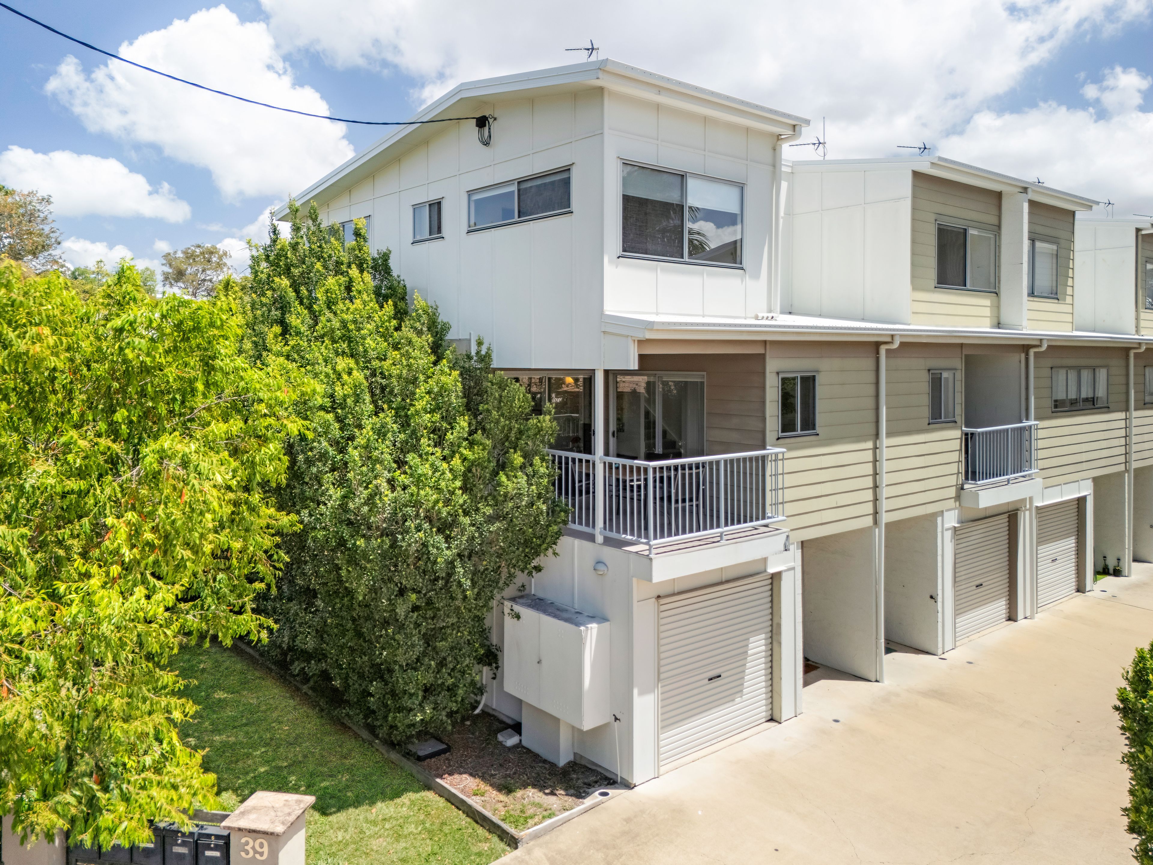 9/39 Scenery Street — photo from Ray White Gladstone