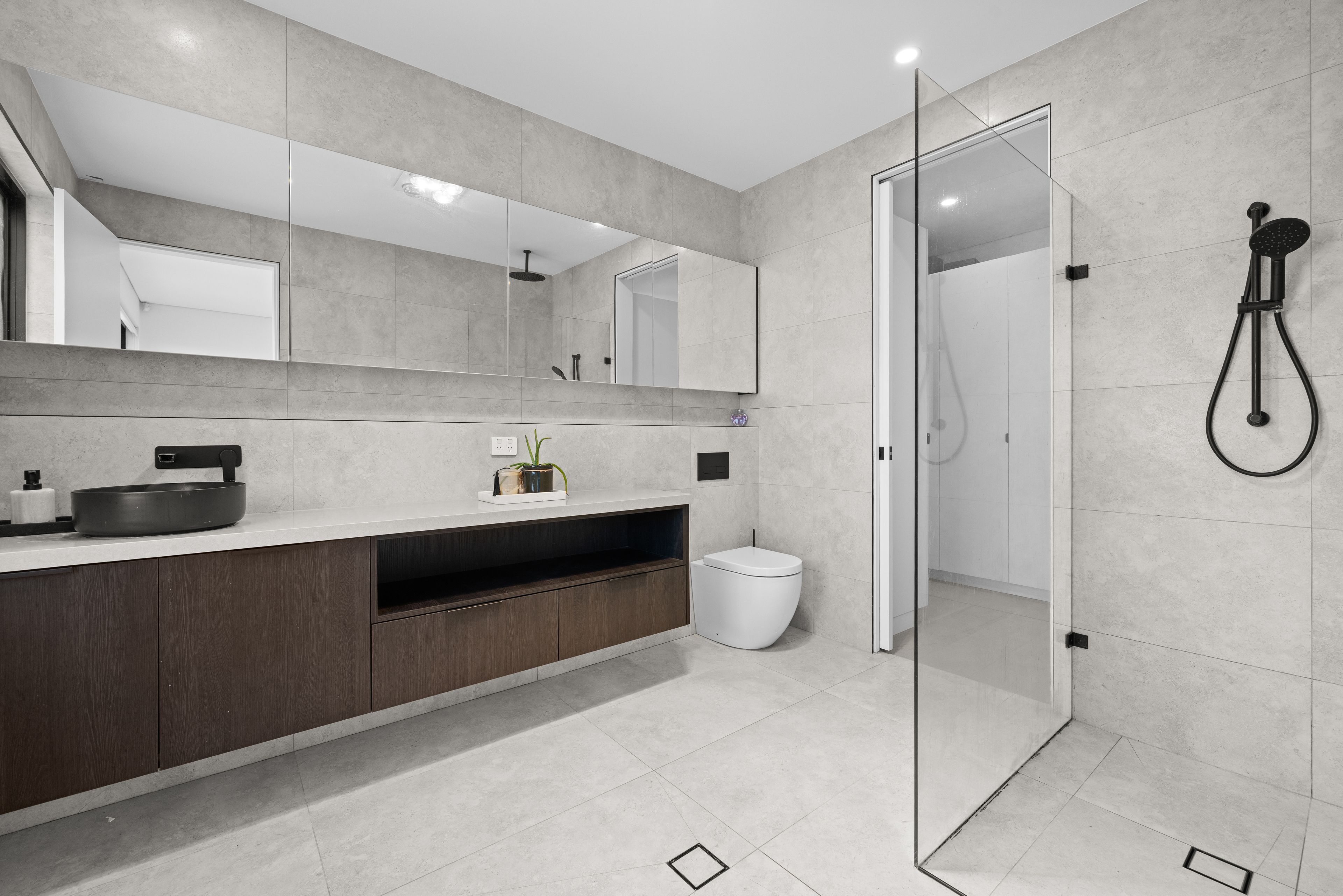 93A Renton Avenue — photo 4 of 13