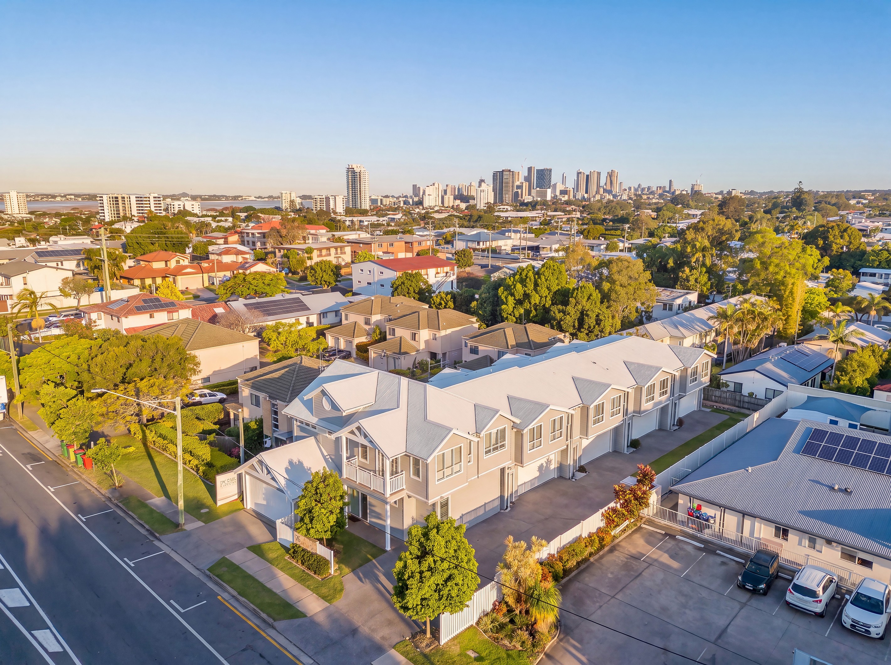 76 Imperial Parade, Labrador, QLD 4215