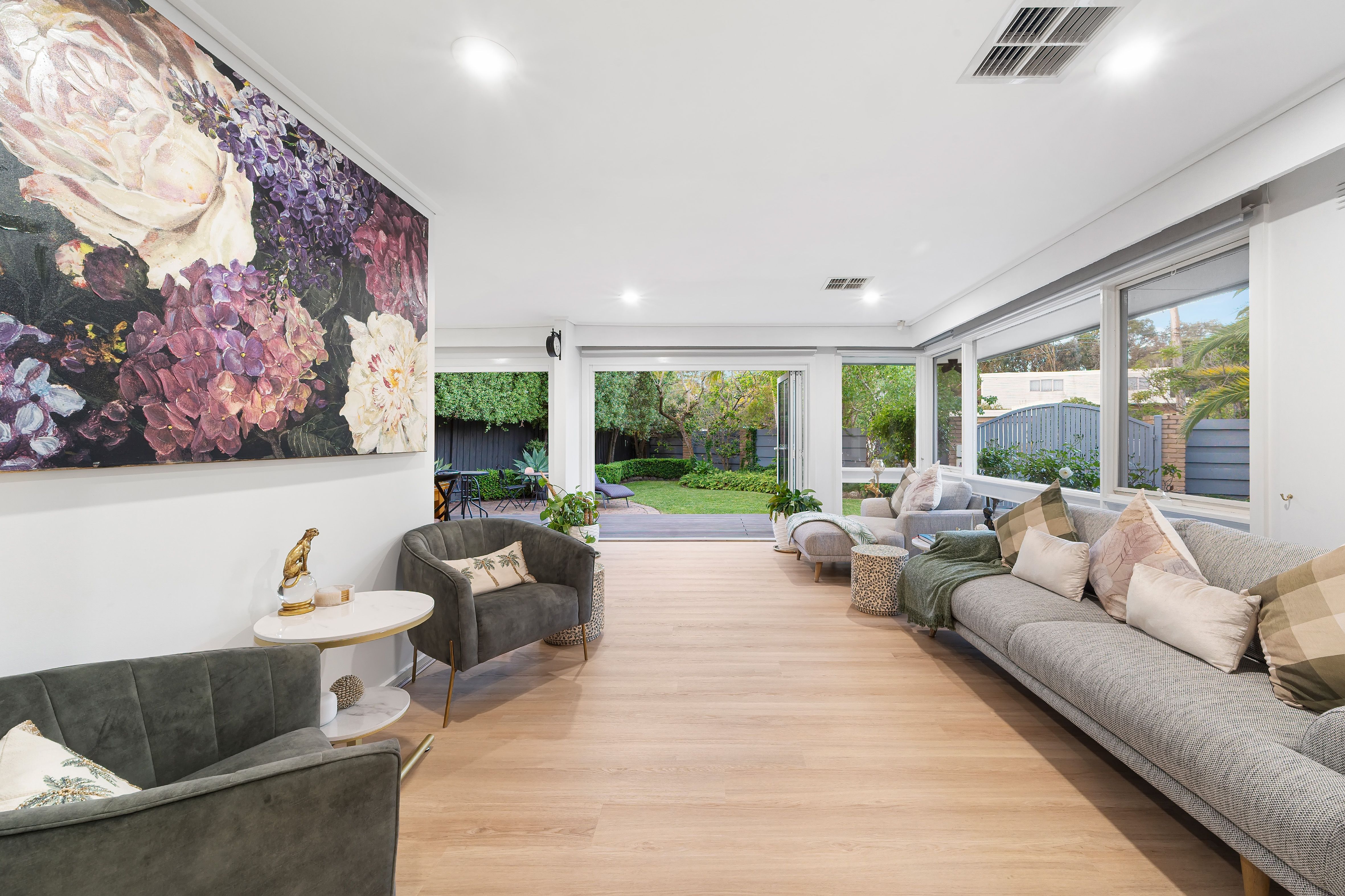 17 Terrigal Avenue — photo 4 of 11