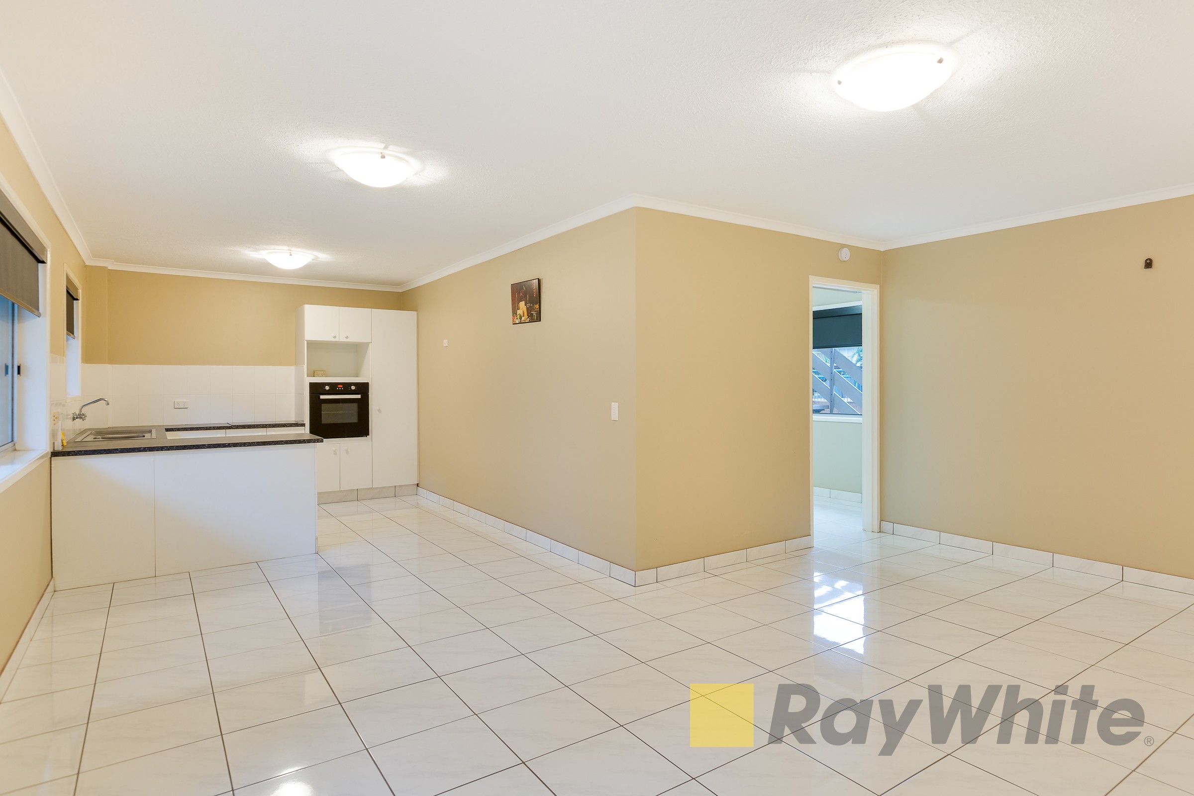 1/18 Anne Avenue, Broadbeach, QLD 4218