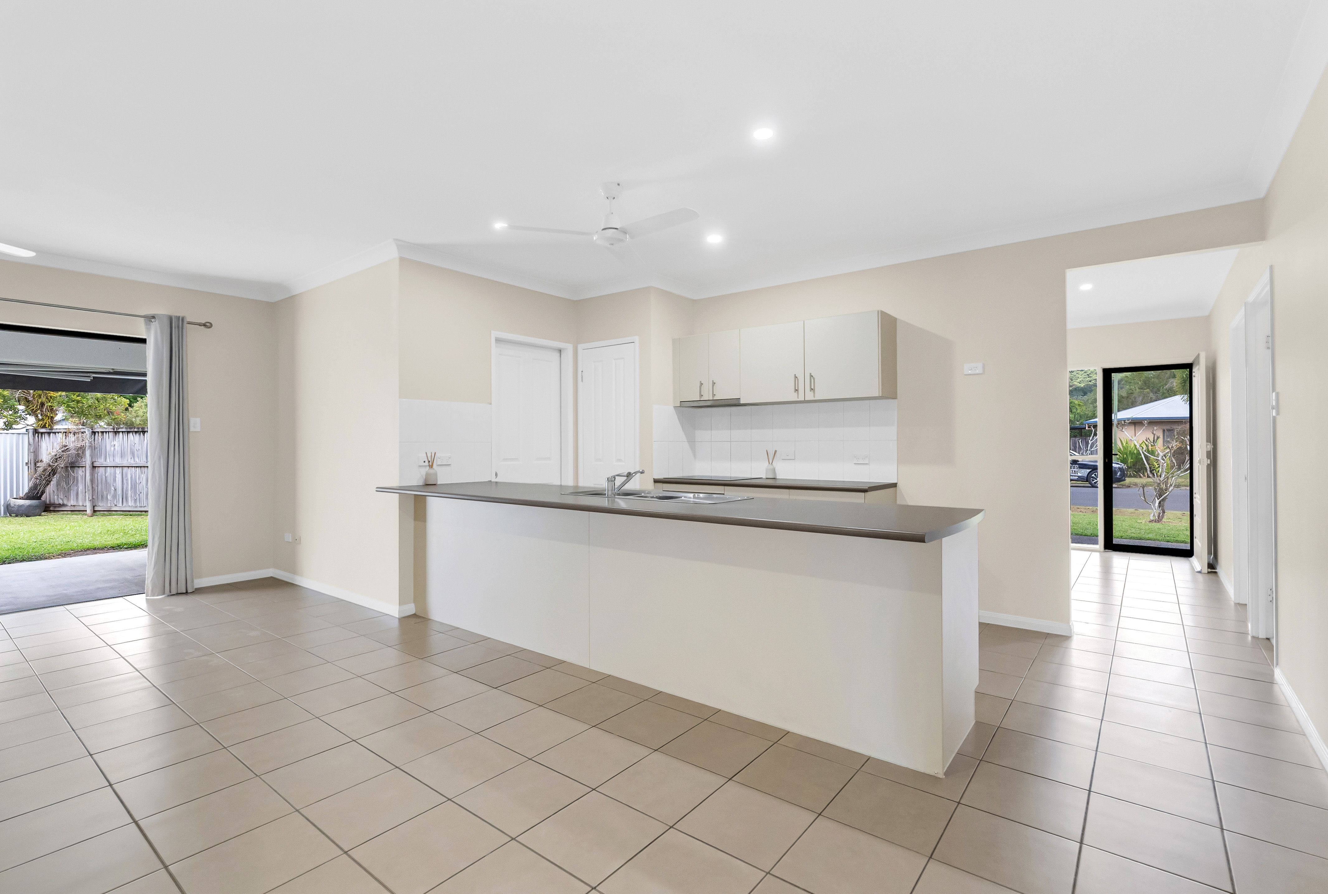 7 Forest Glen Road — photo from Ray White Port Douglas