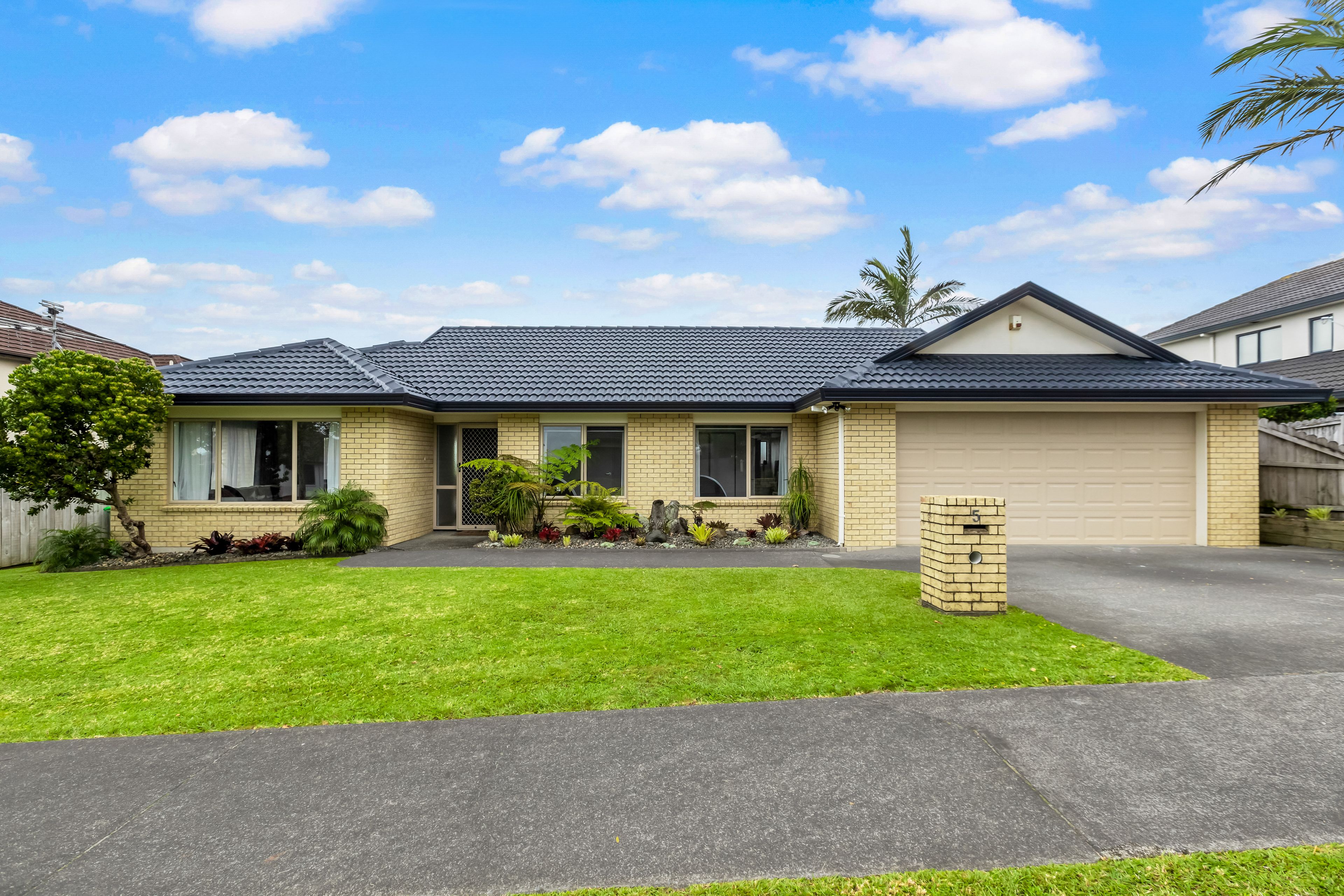 5 Dairyland Drive, Dannemora, Manukau City