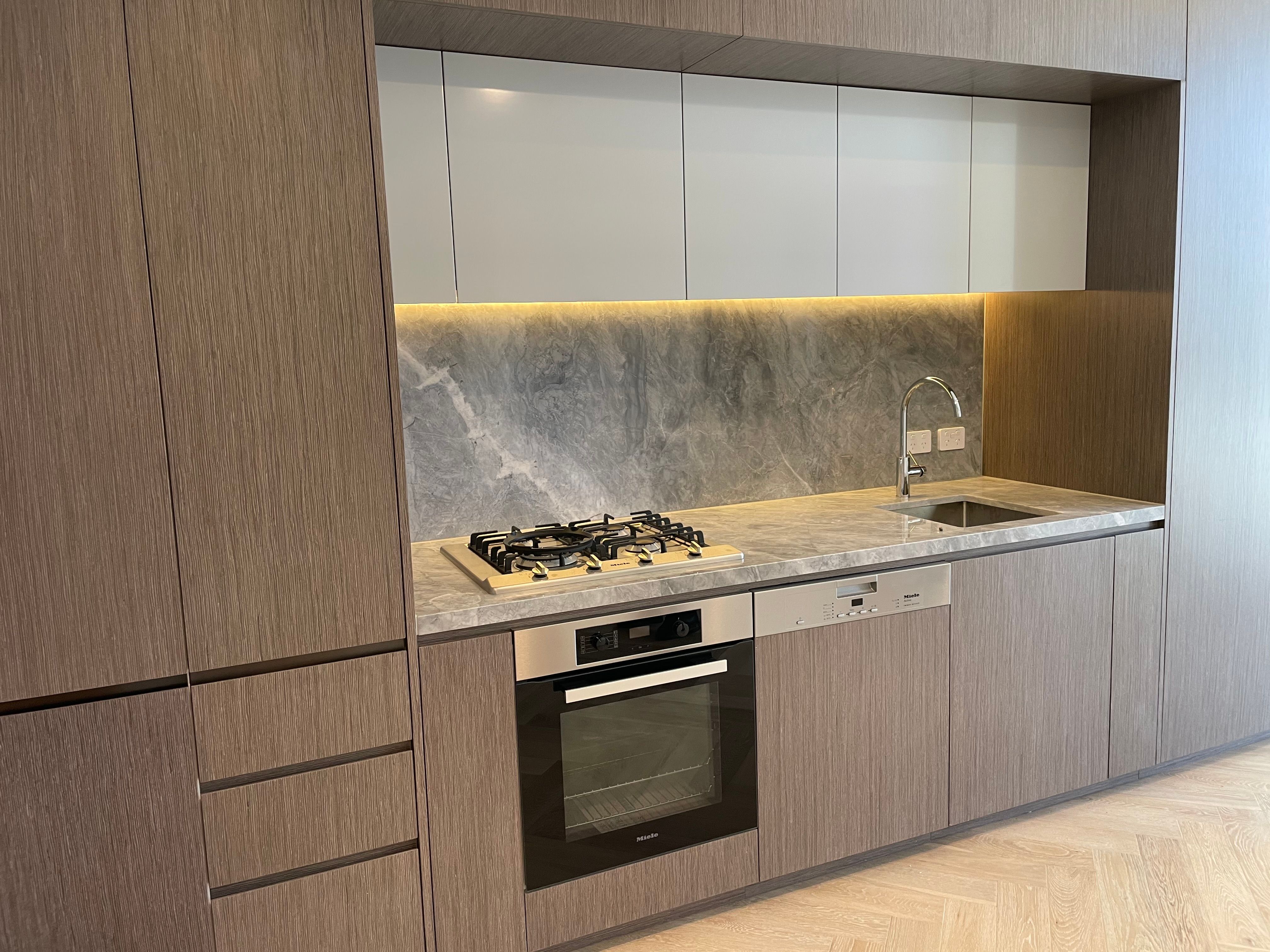 1607/115-119 Bathurst Street, Sydney, NSW 2000