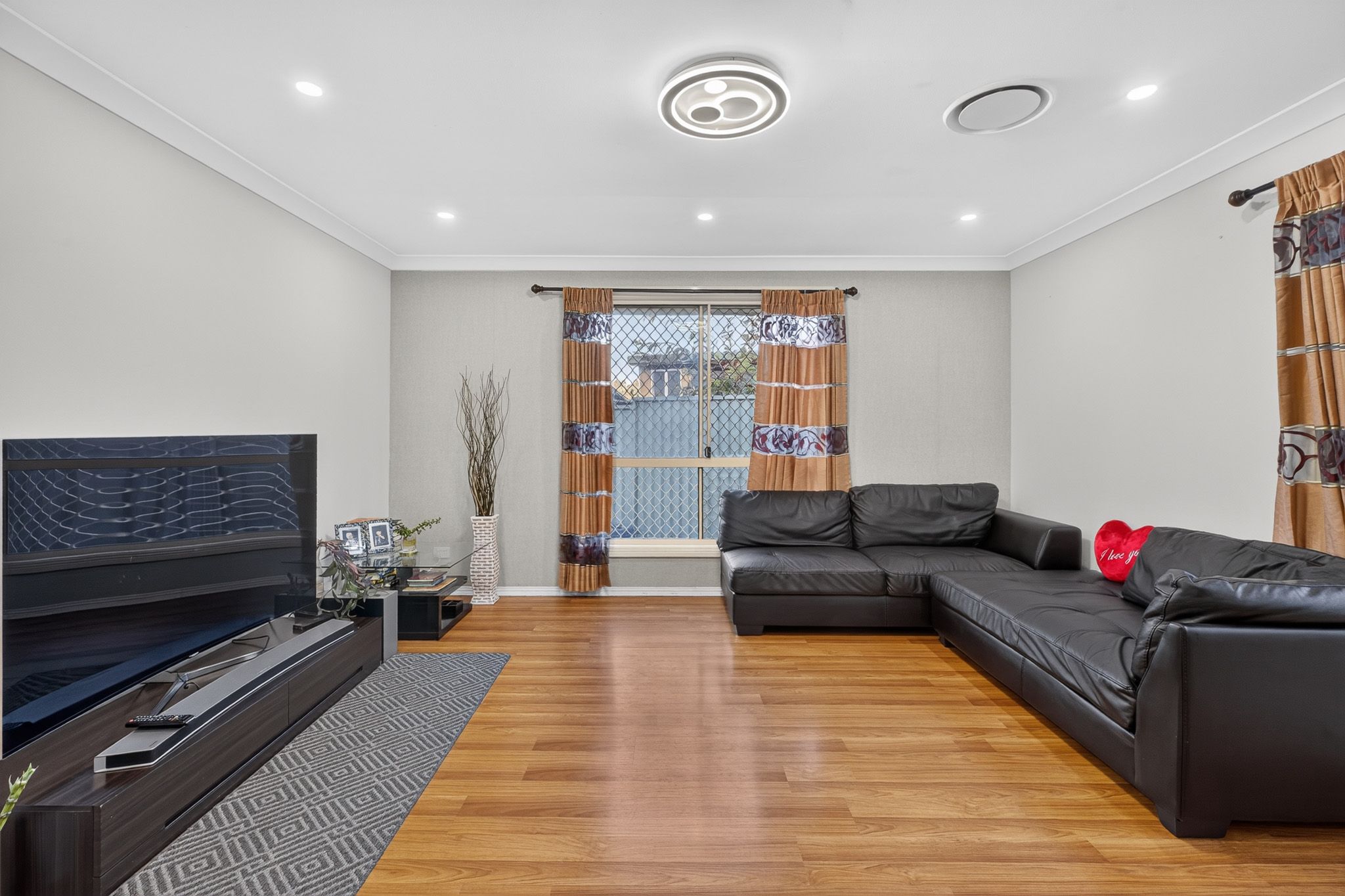 4 Webb Place — photo 10 of 22