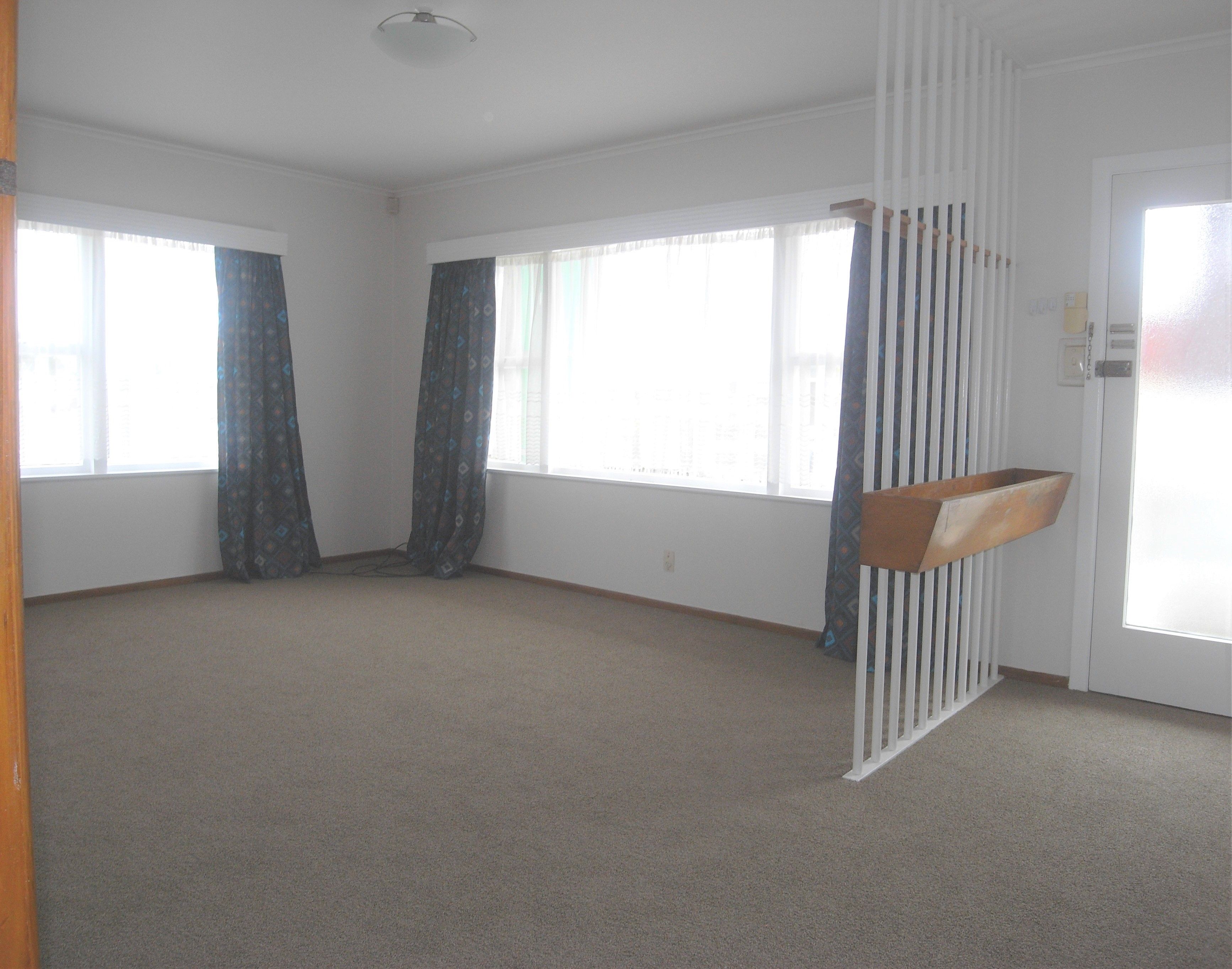 2/102 Te Atatu Road, Te Atatu South, Waitakere City