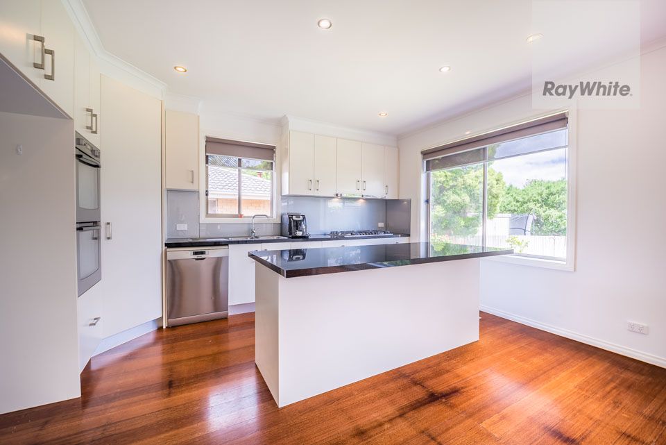 16 Webster Crescent, Watsonia, VIC 3087