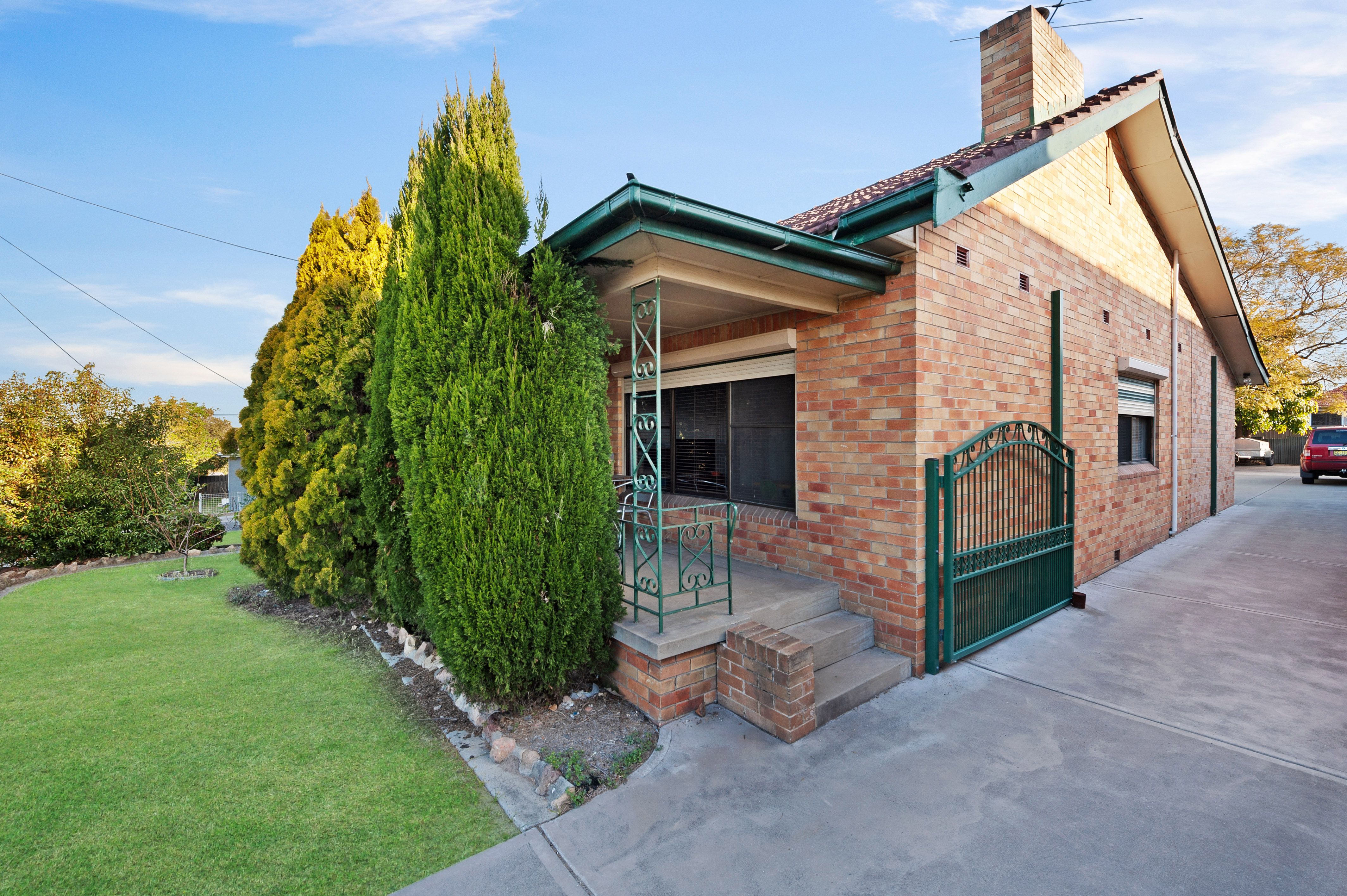 269 Newcastle Street
