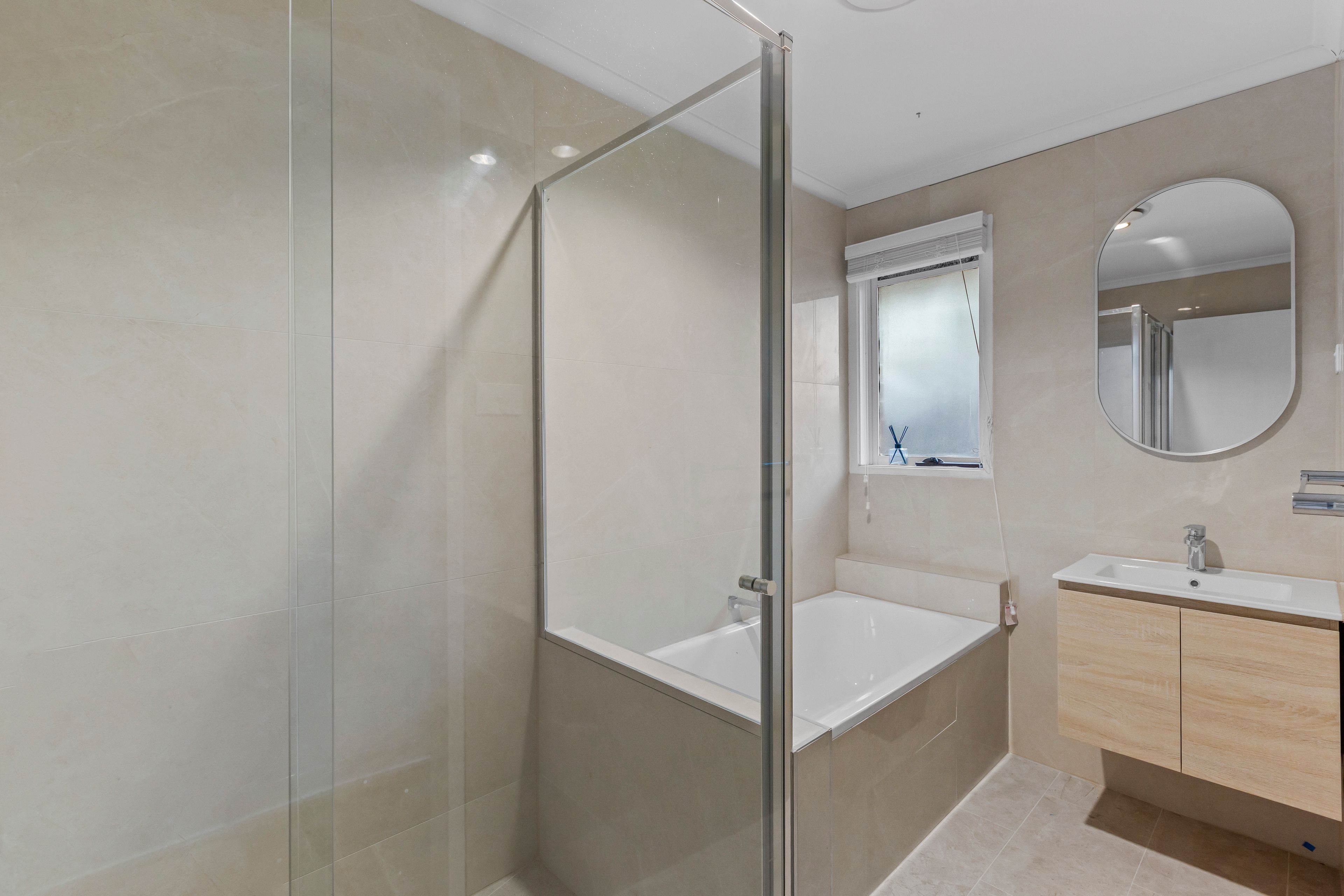 4 Kintyre Court — photo 9 of 11