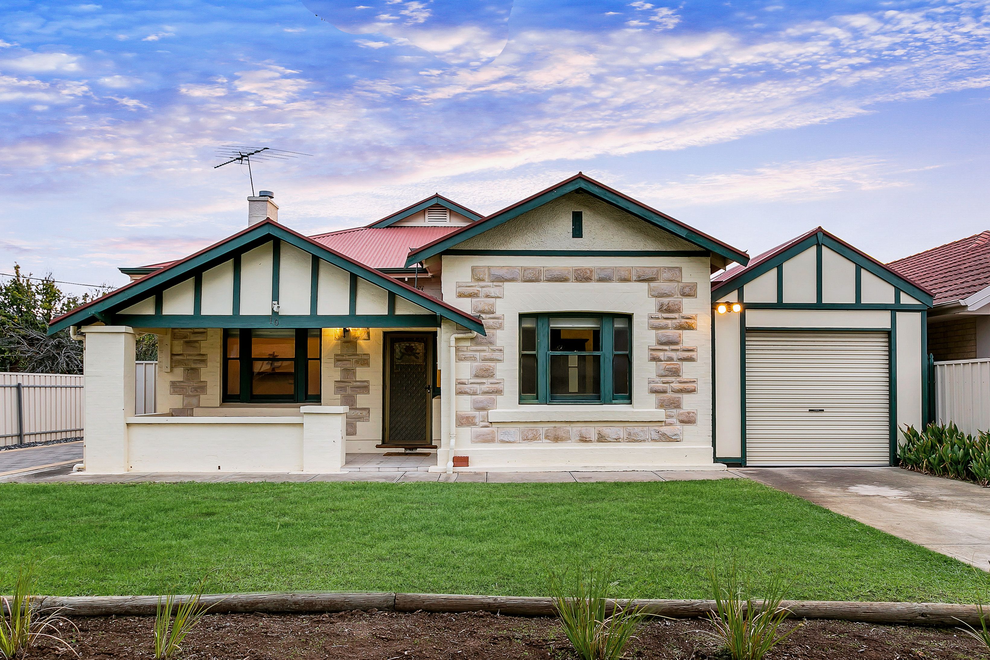 10 Owen Street, Seaton SA 5023