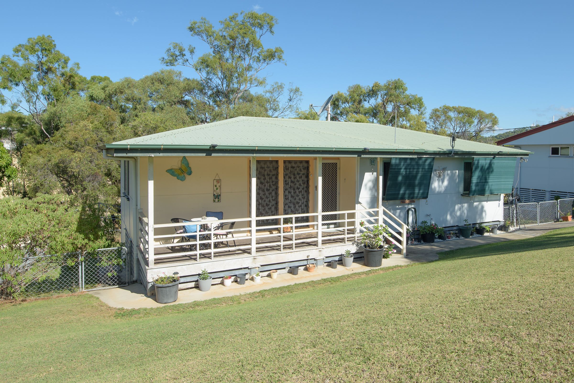 25 Coase Street, West Gladstone QLD 4680