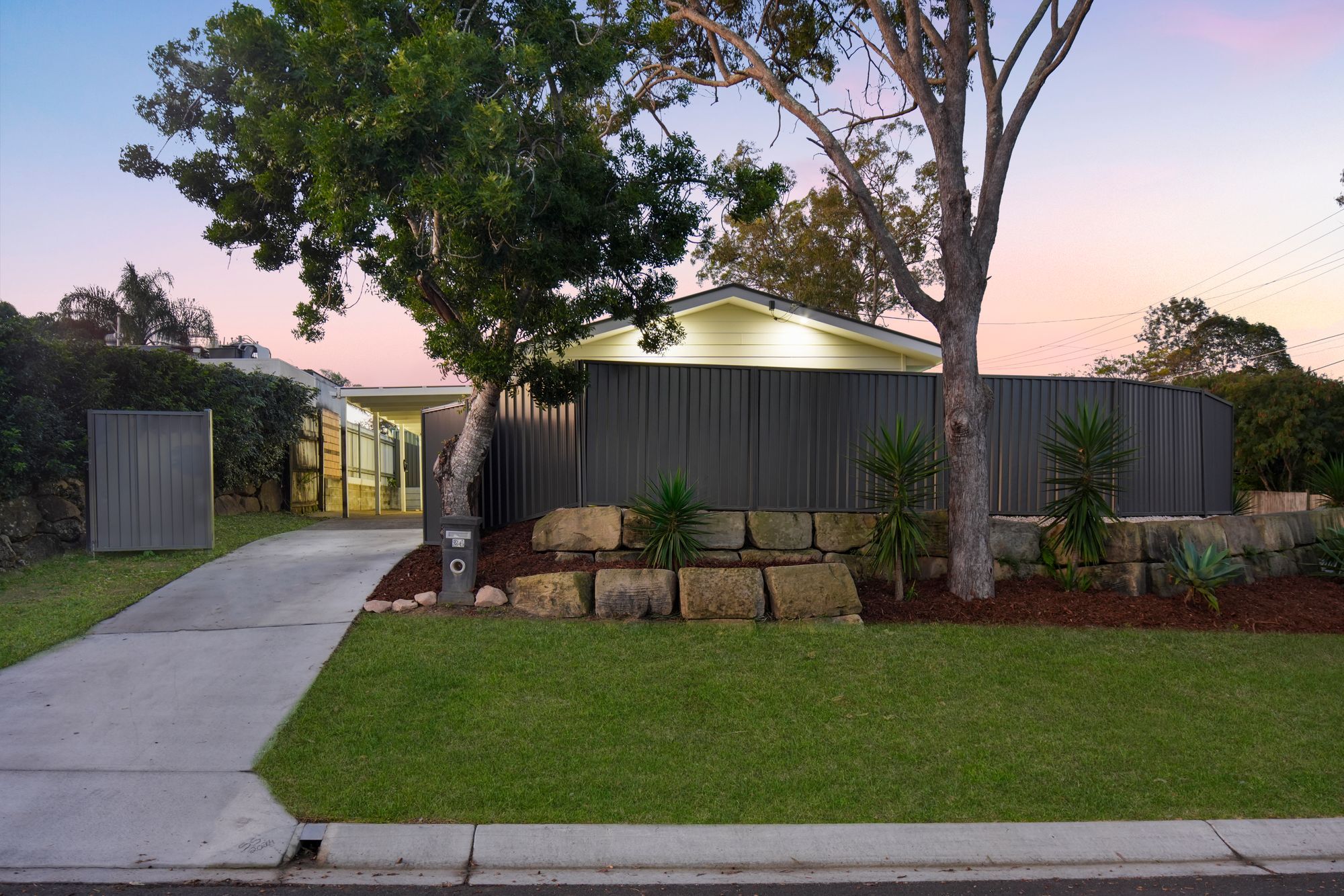 24 Girralong Street — photo 19 of 25