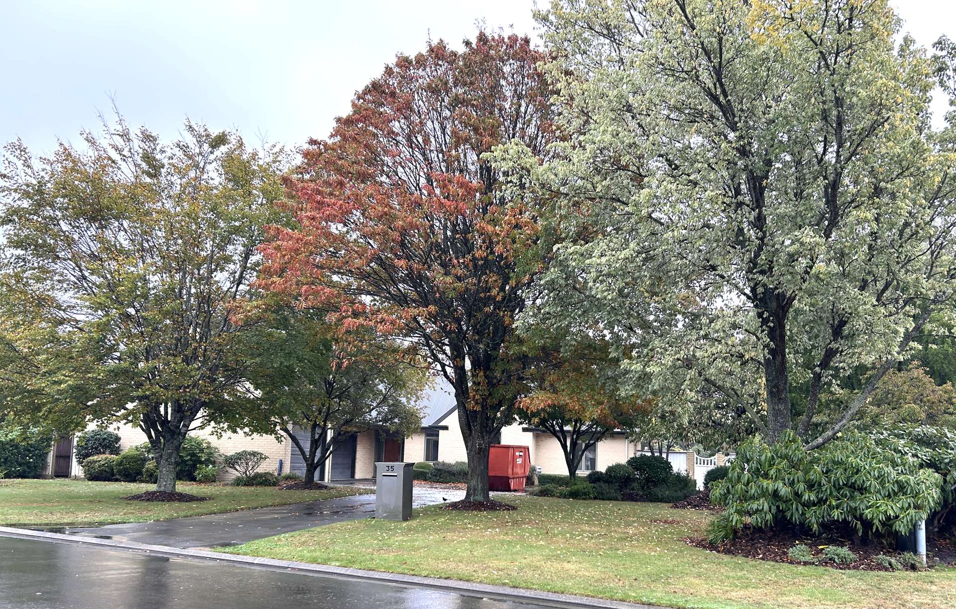 35 Stonebridge Way photo 1