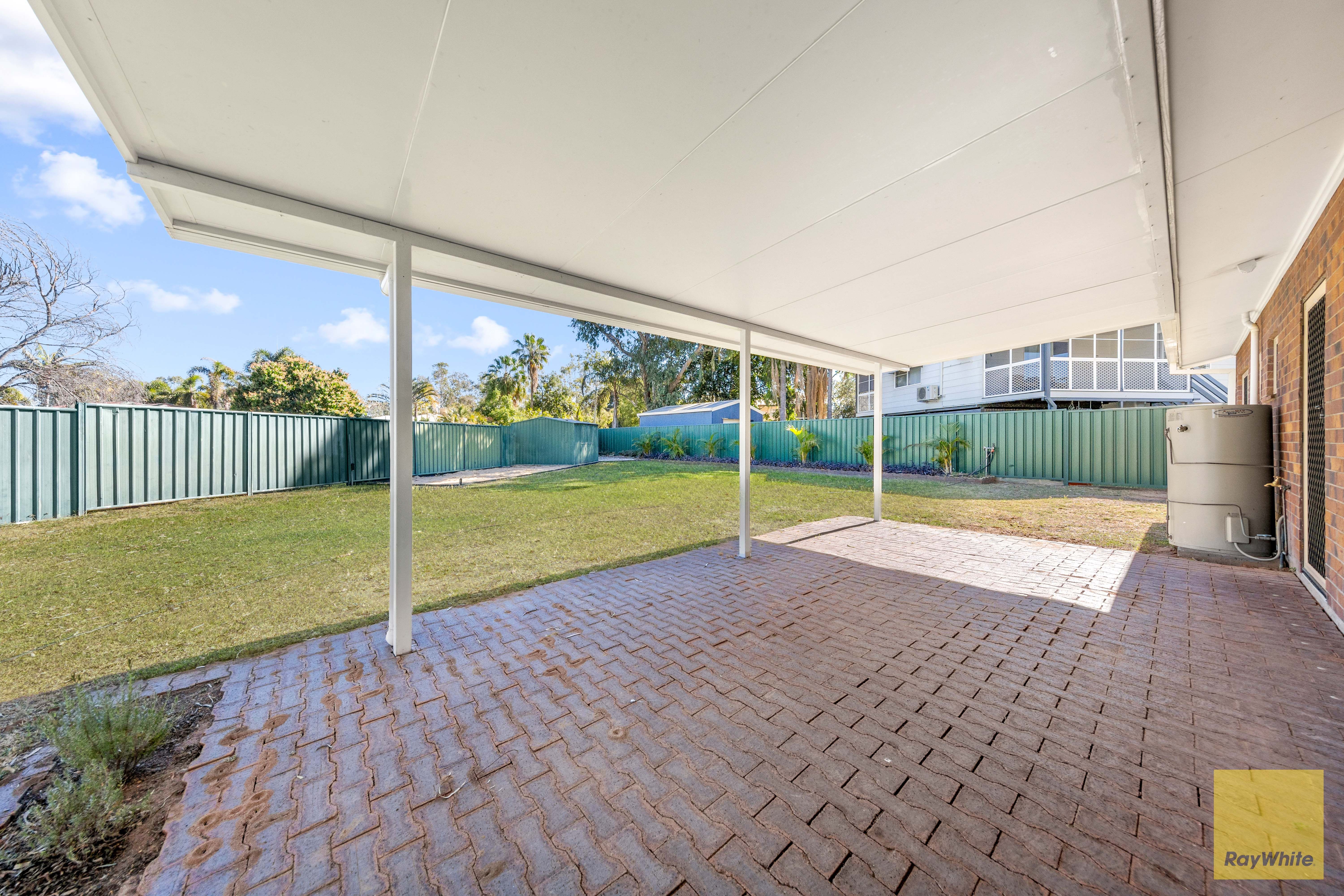 34 Dawn Crescent — photo 16 of 19
