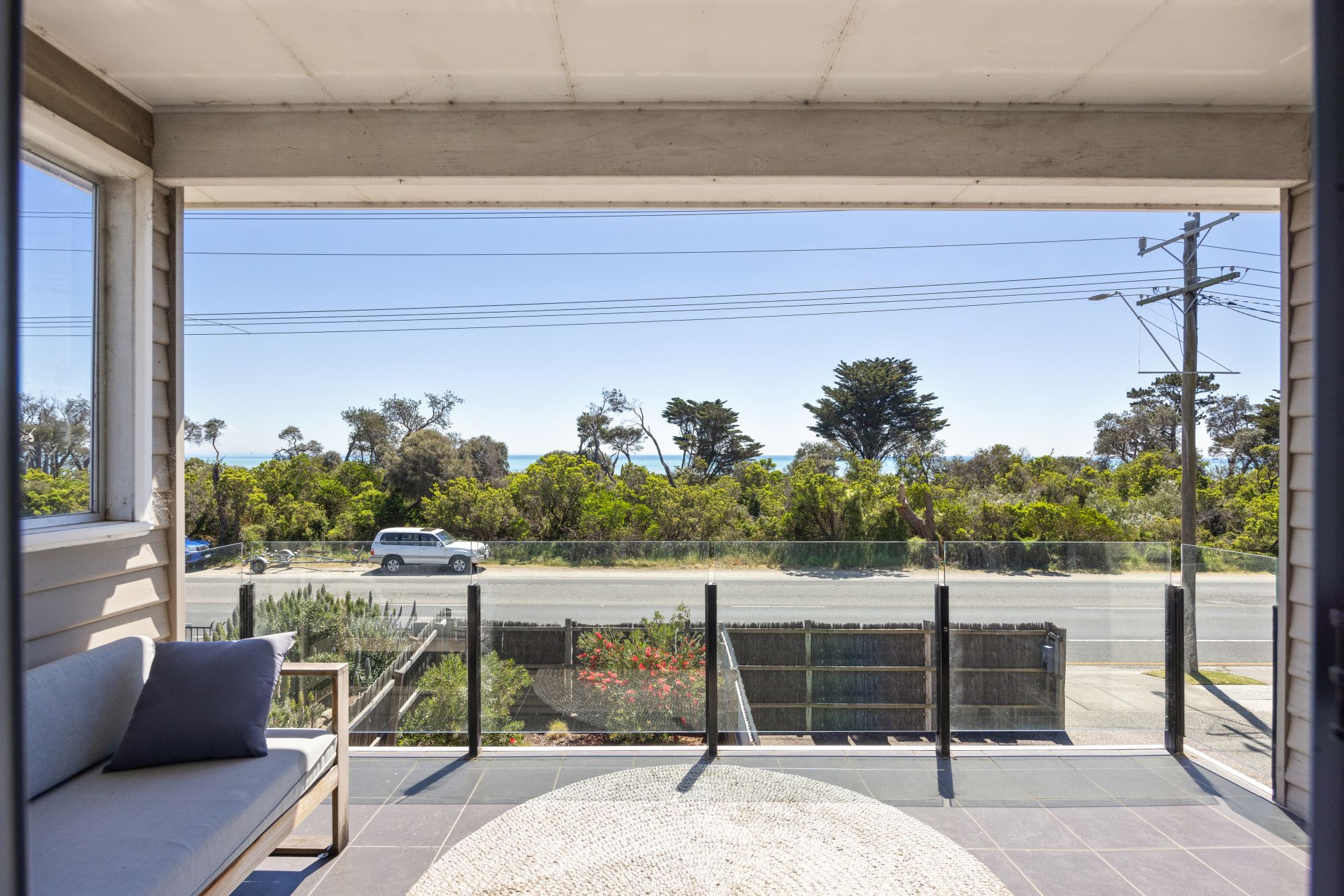1847 Point Nepean Road — photo 3 of 30