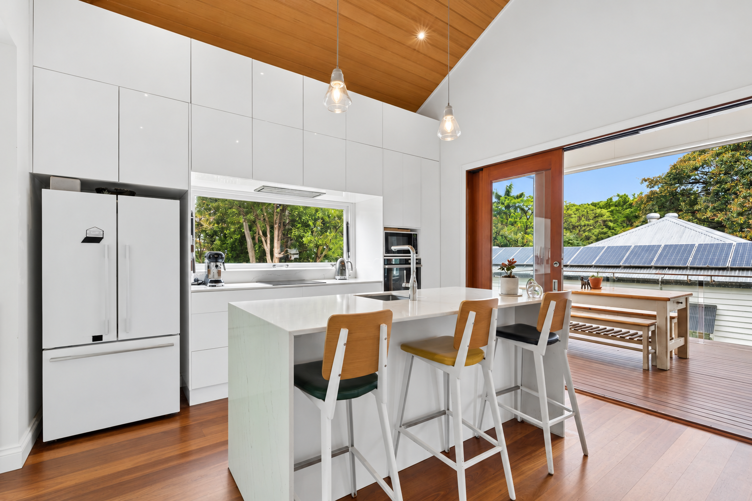 27 Dowse Street — photo 3 of 23