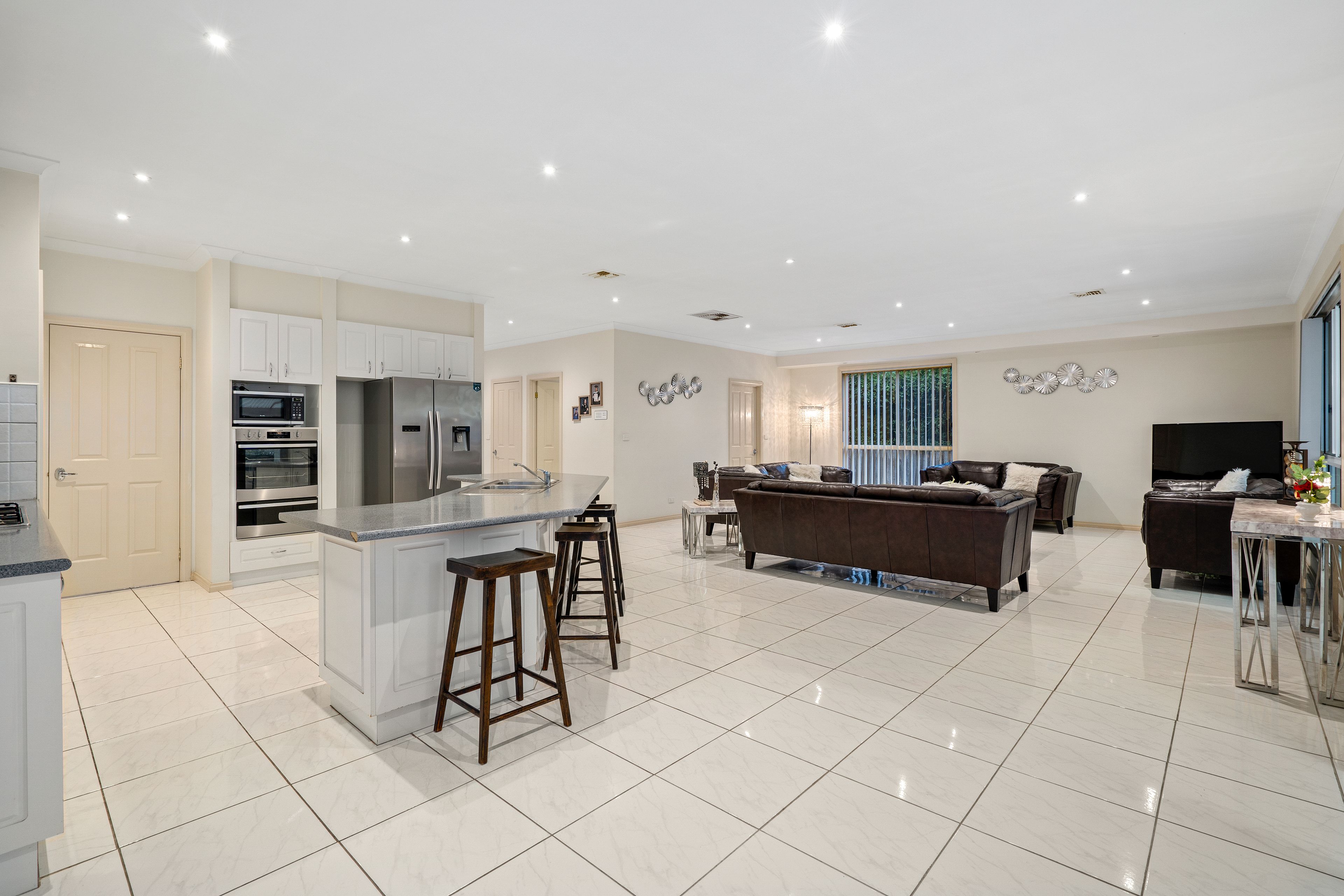 2 Hutchins Circuit, Bundoora, VIC 3083