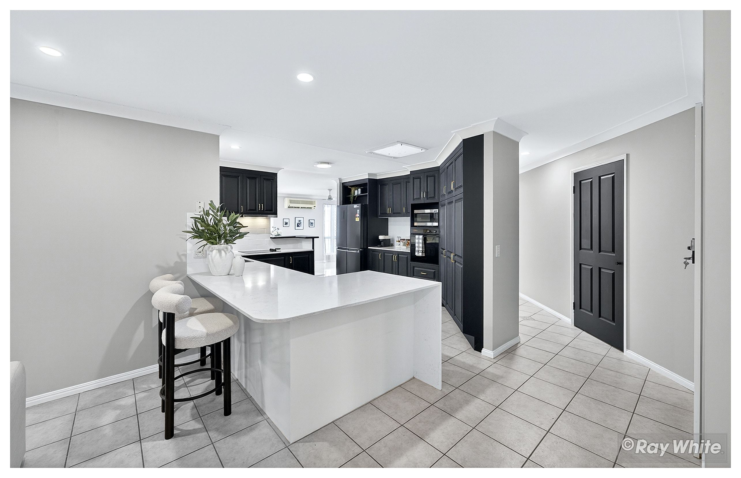 3 Riverwood Grove, Norman Gardens, QLD 4701