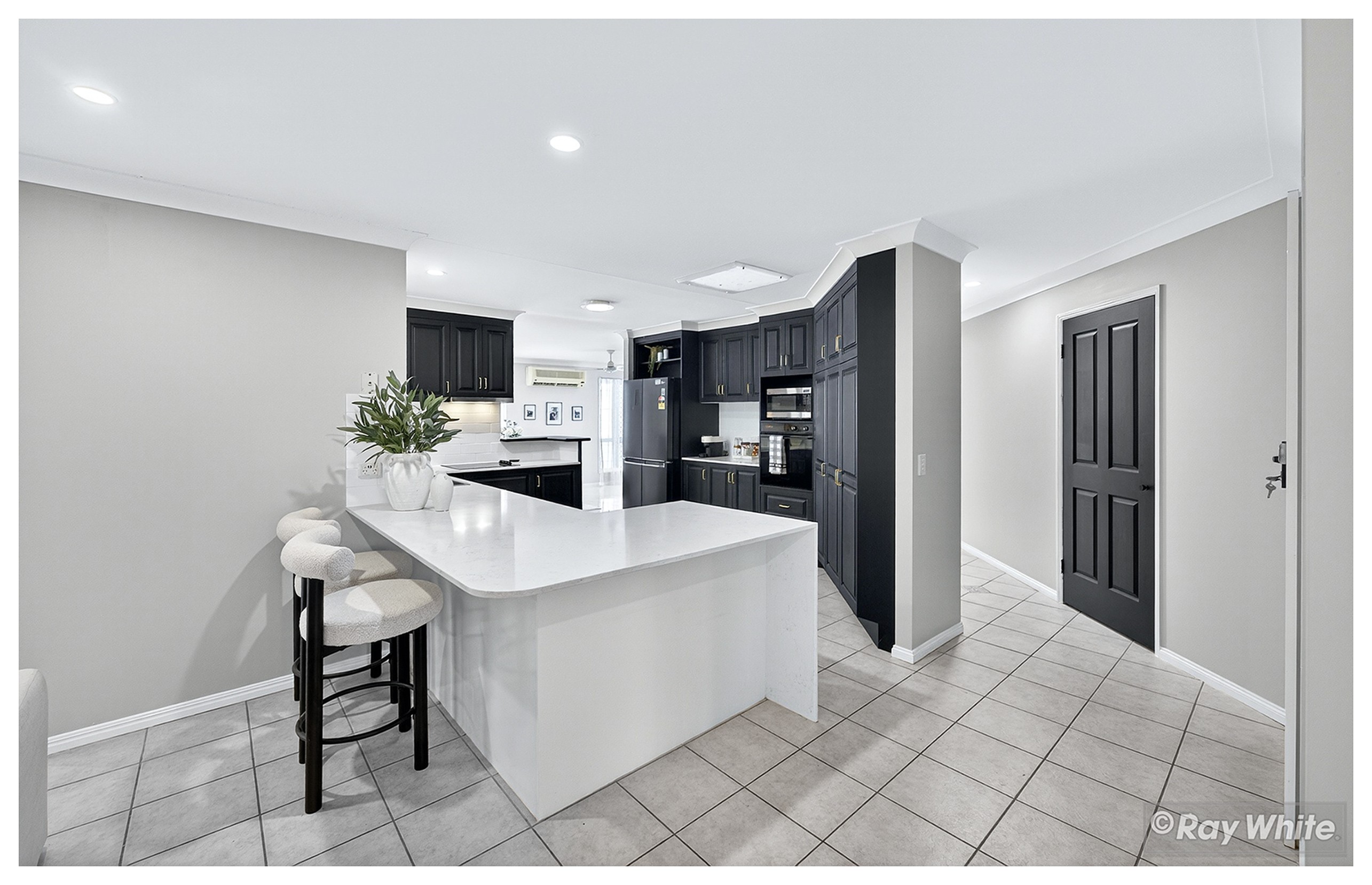 3 Riverwood Grove, Norman Gardens, QLD 4701