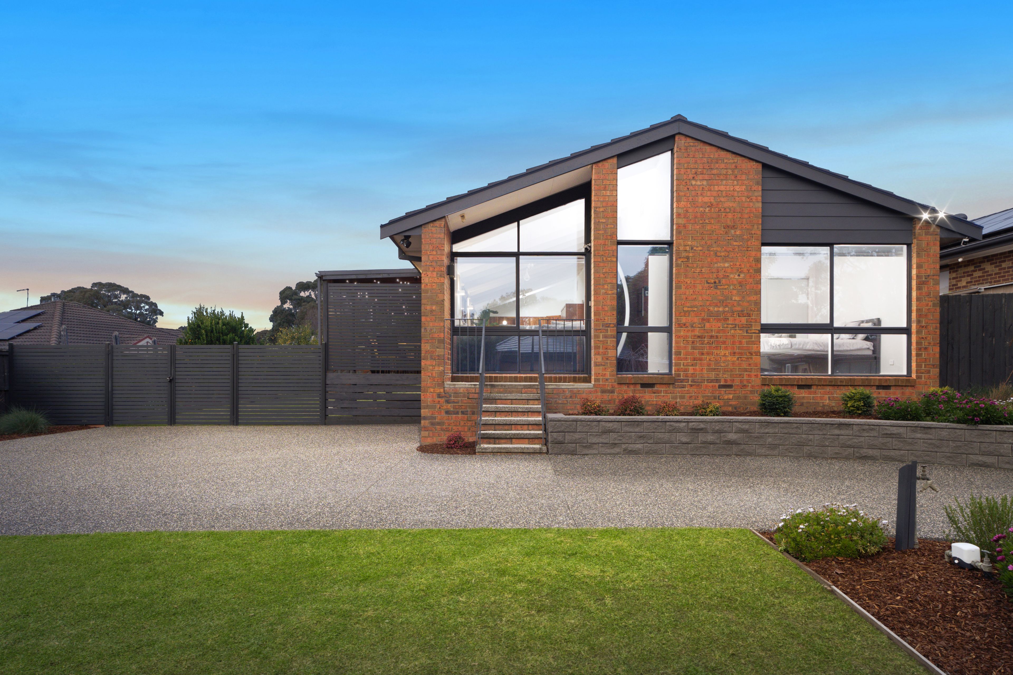 30 Sullivan Avenue, Lysterfield, VIC 3156