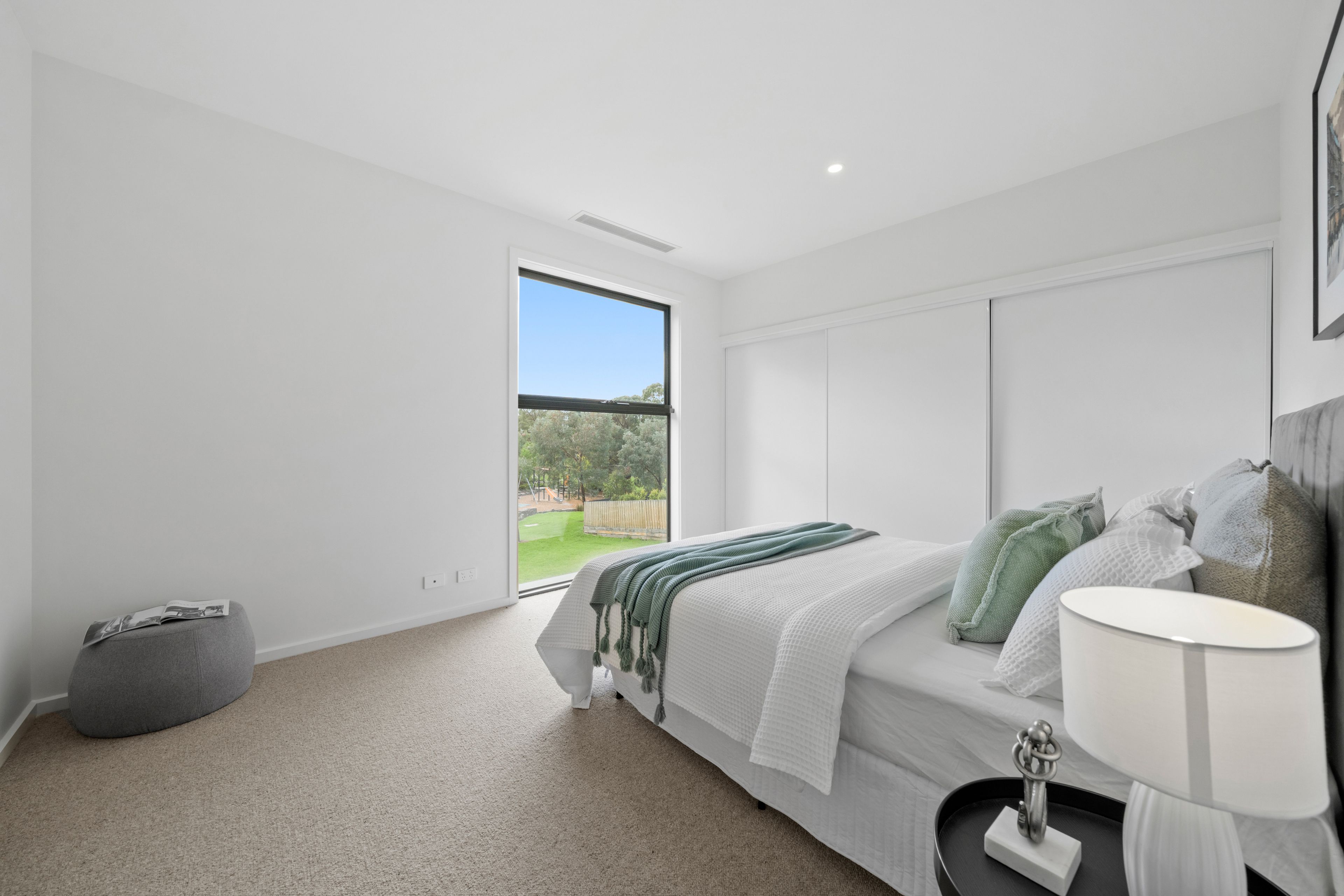 18 Sheoak Crescent — photo 11 of 13