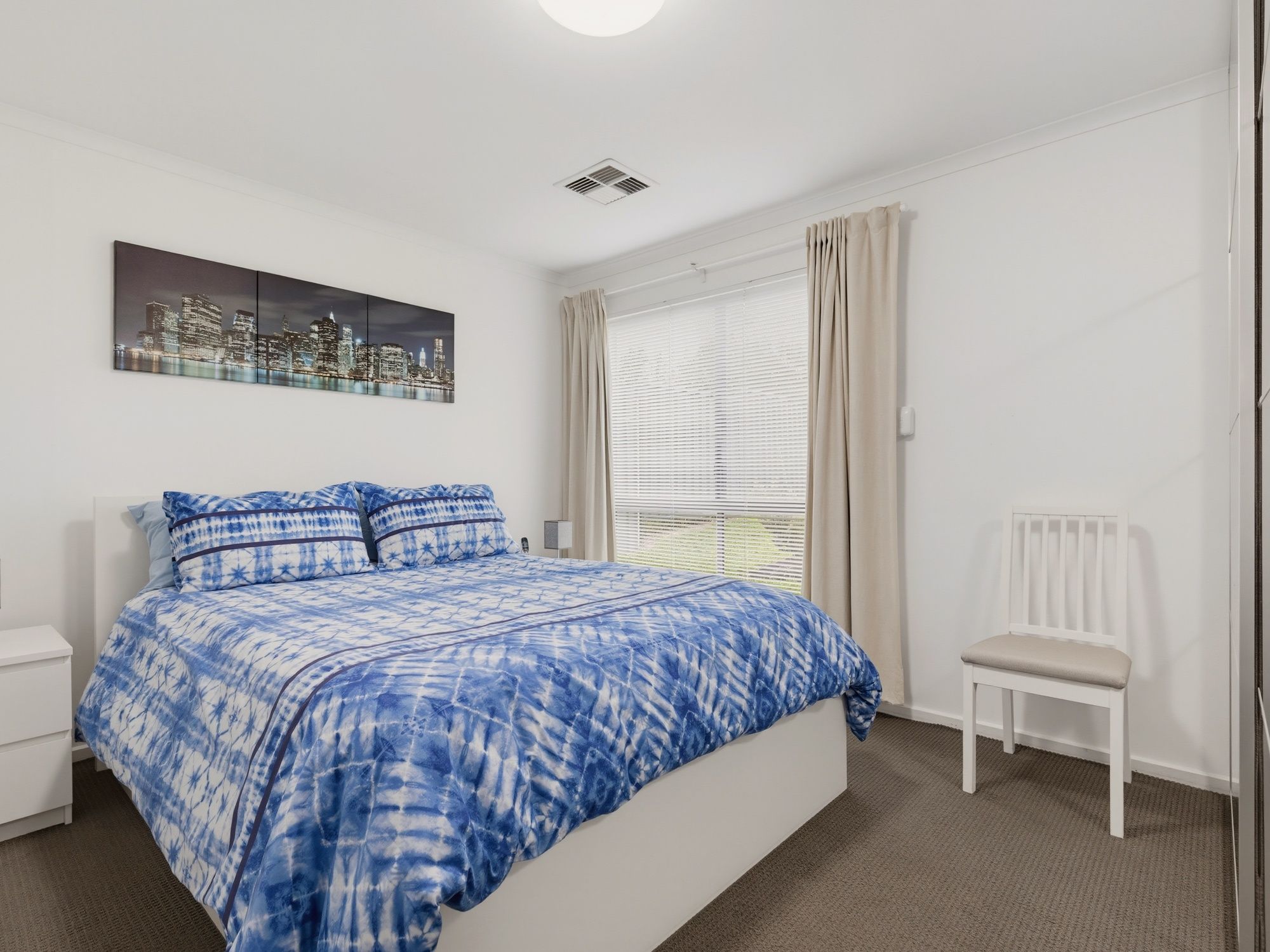 360 Honeypot Road — photo 9 of 19