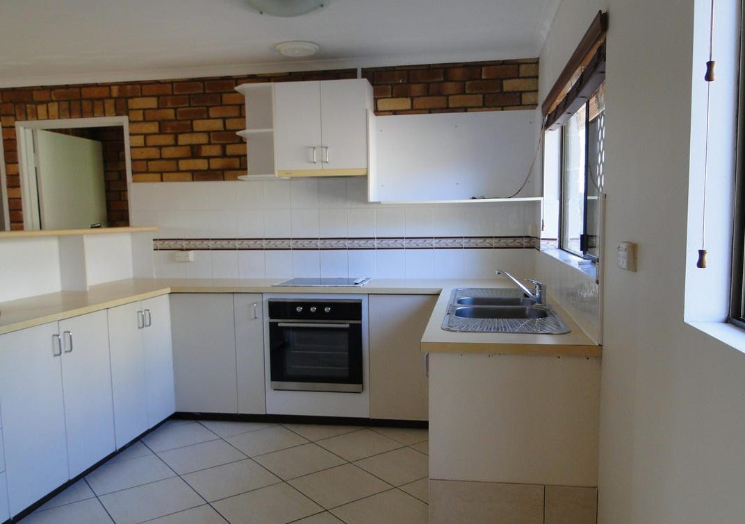 13 Saturn Crescent, Telina, QLD 4680