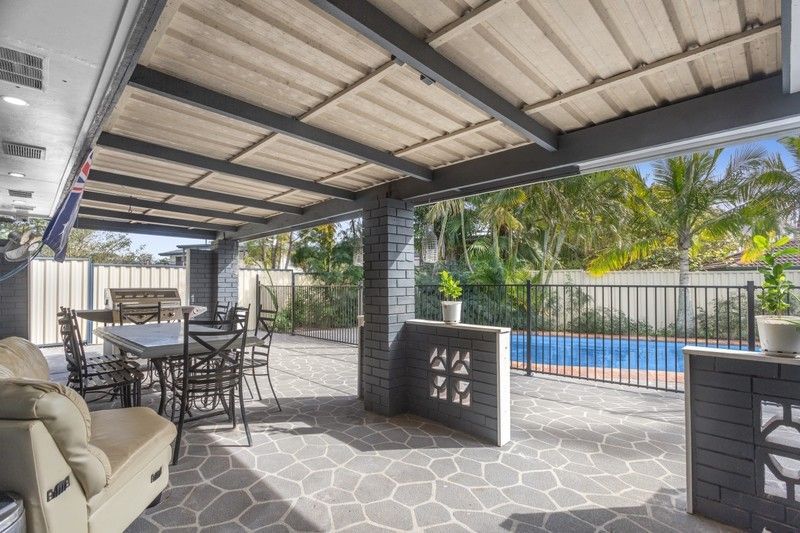 25 Windrest Street, Strathpine, QLD 4500