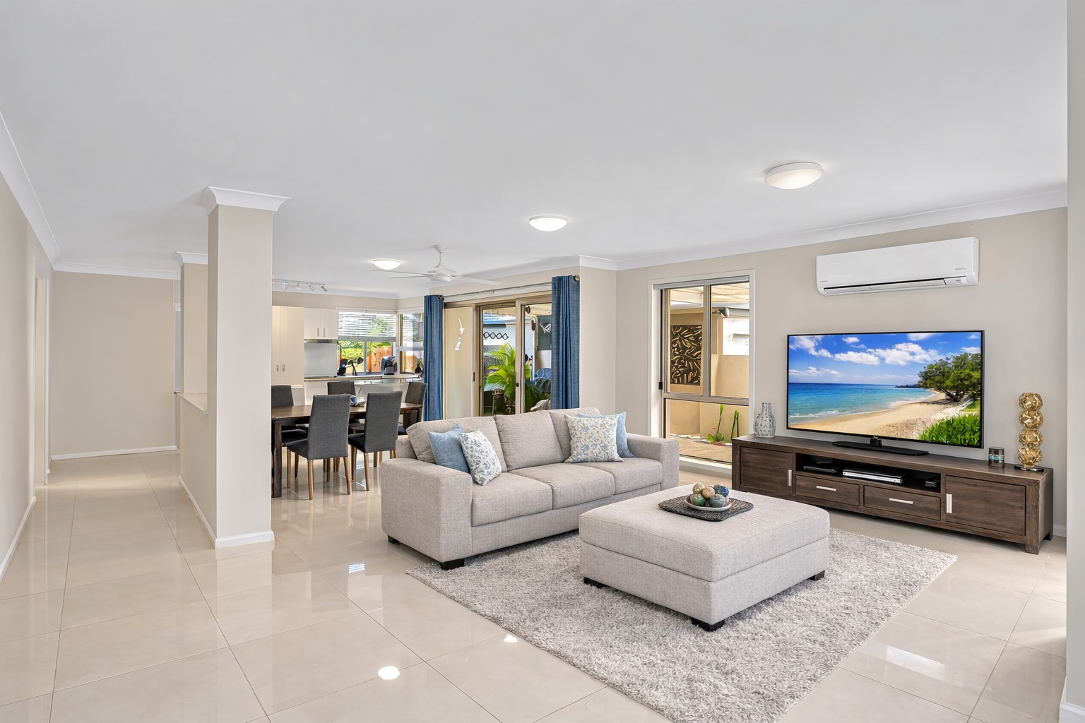 28 Harrow Place, Arundel, QLD 4214