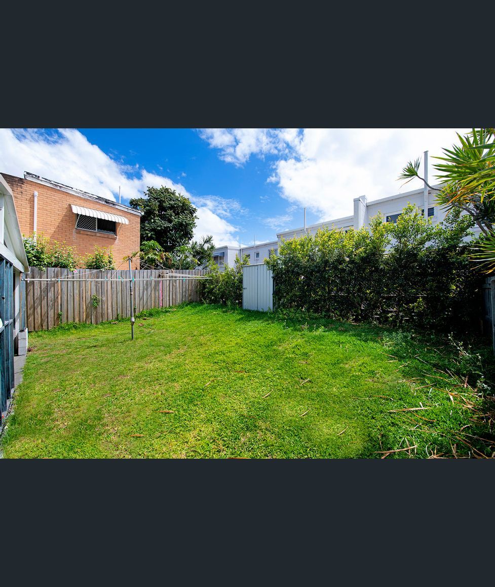 37 Ventura Road, Mermaid Beach, QLD 4218
