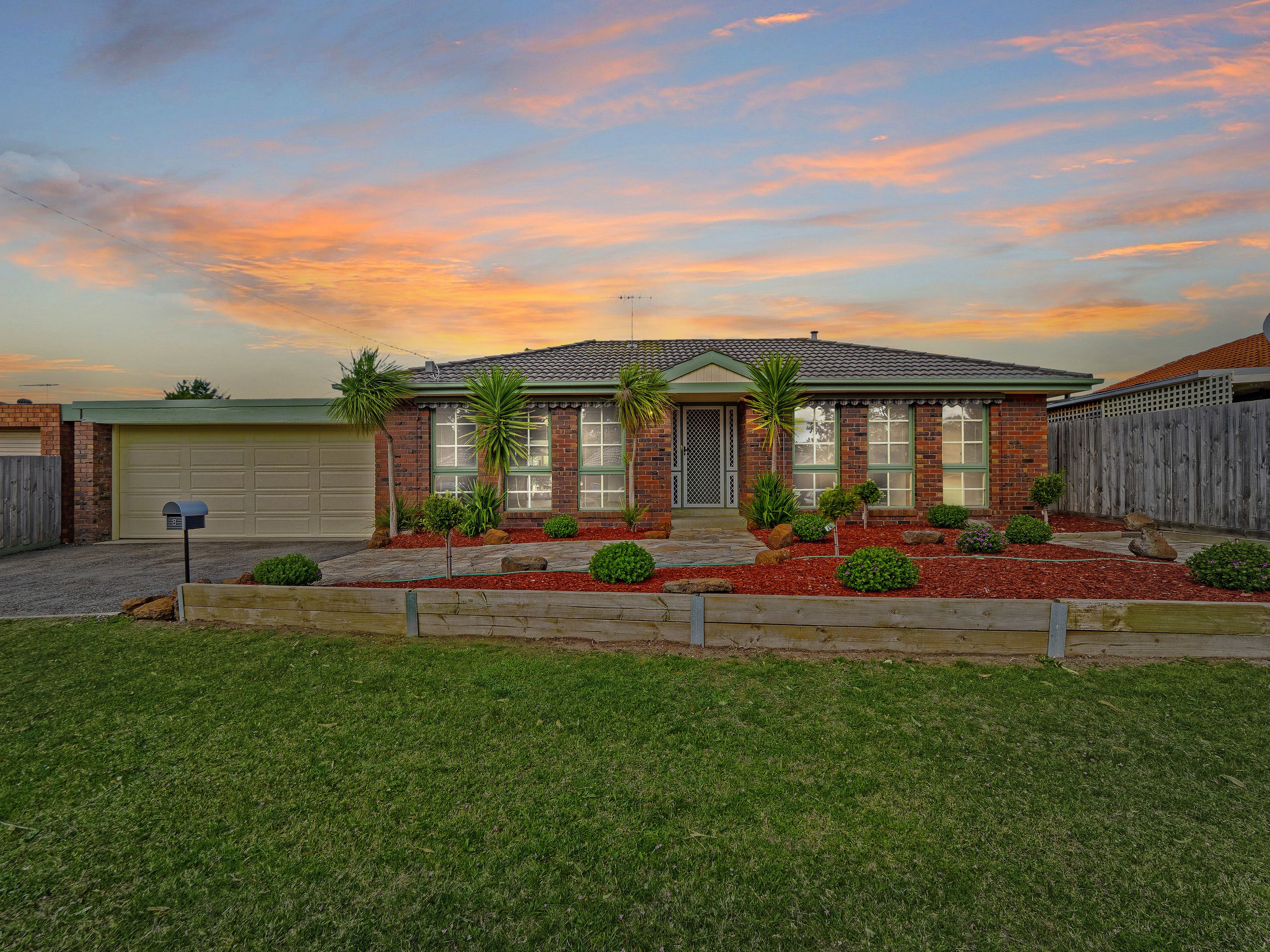 8 Conway Court, Cranbourne, VIC 3977 - Sold House - Ray White Cranbourne