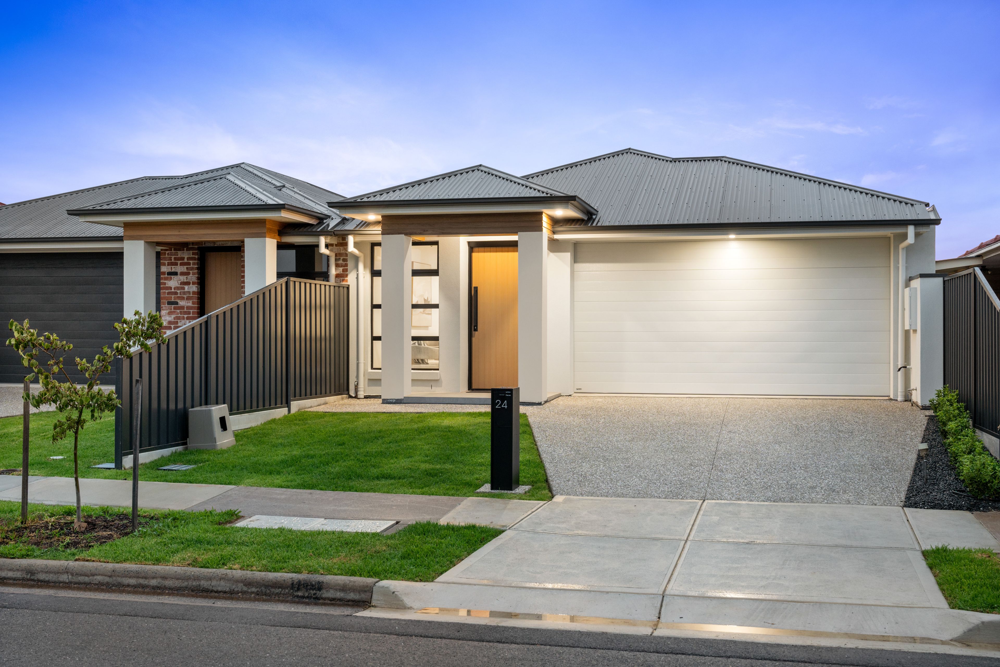 24 Levistone Street, Seaton, SA 5023