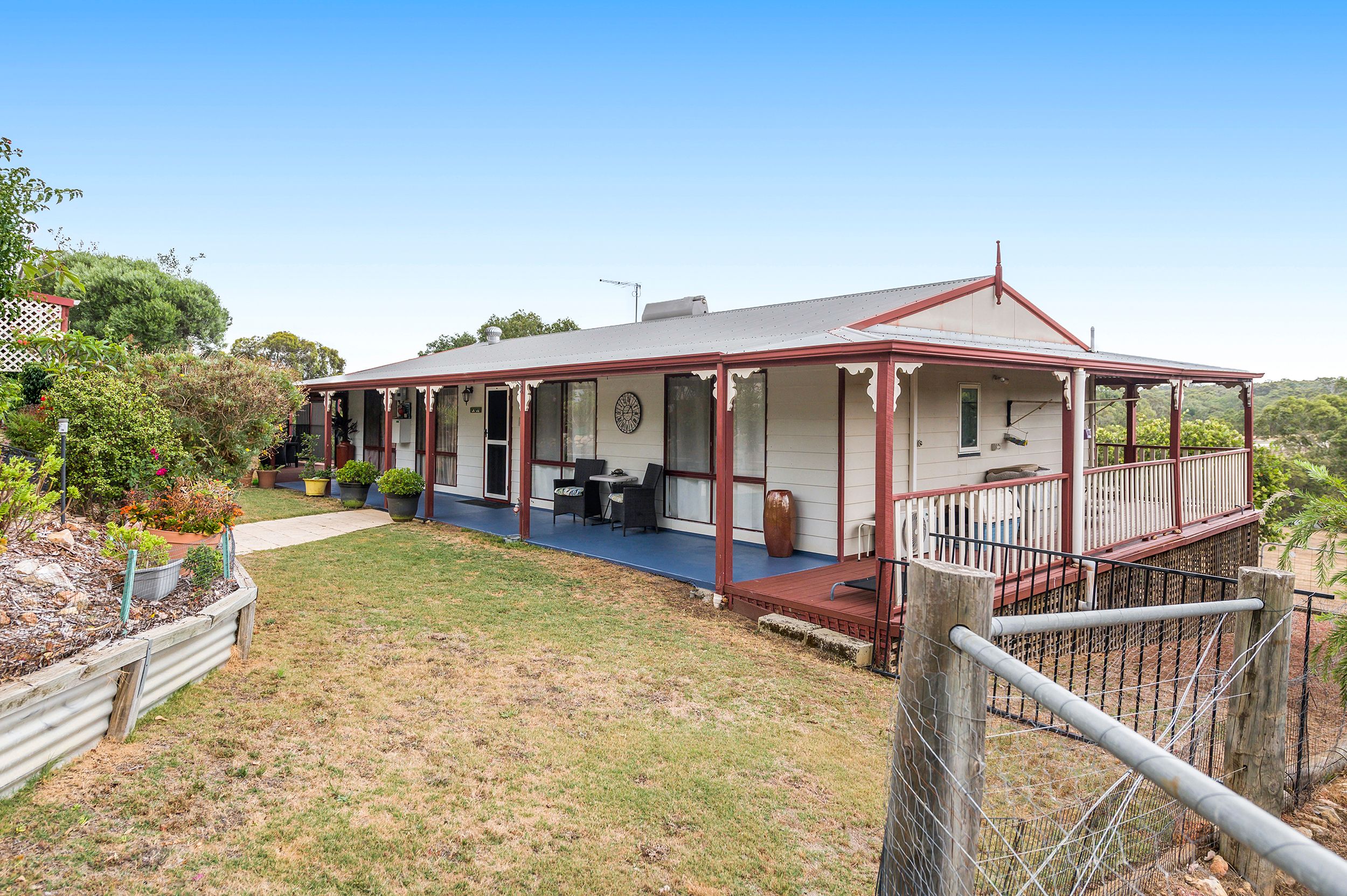 14 Tombs Court, Bullsbrook WA 6084