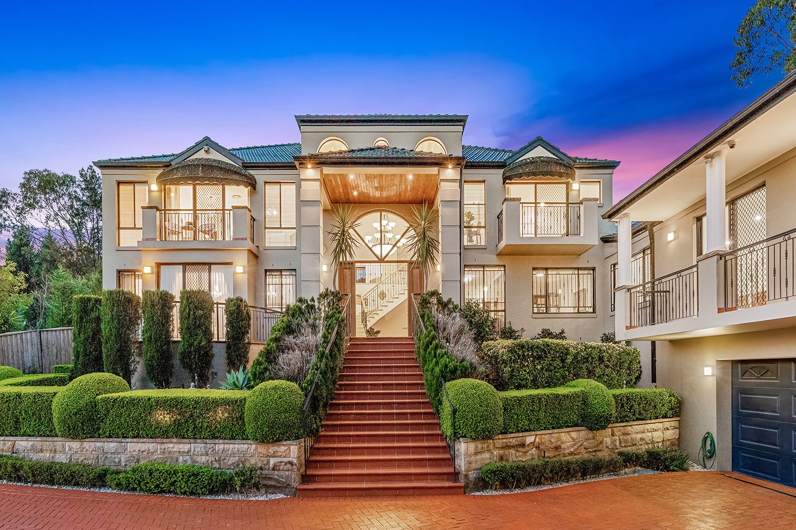 12 Lomond Place, Castle Hill NSW 2154