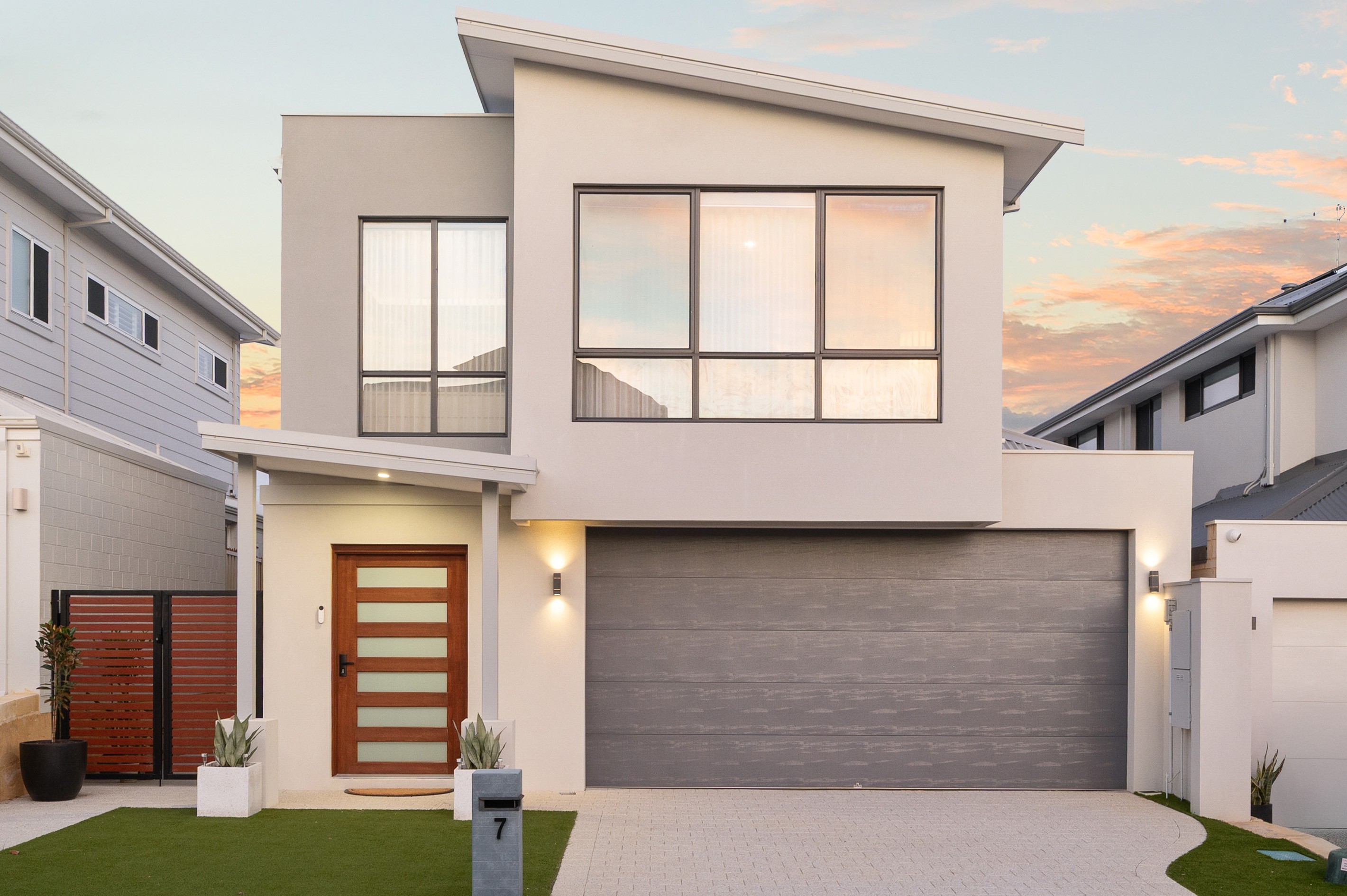 7 Mykonos Road, Coogee, WA 6166