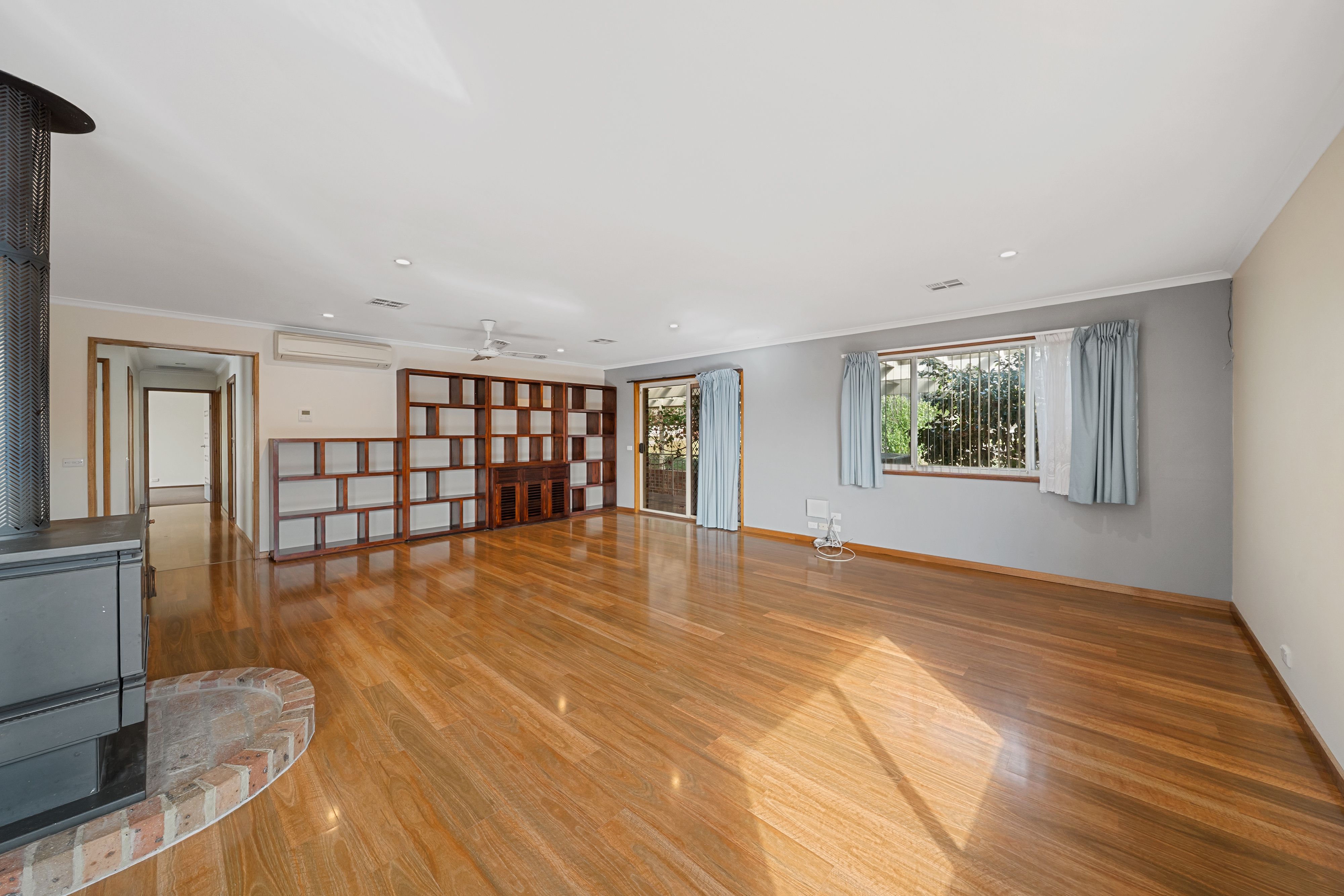 32 Currie Street — photo 7 of 21