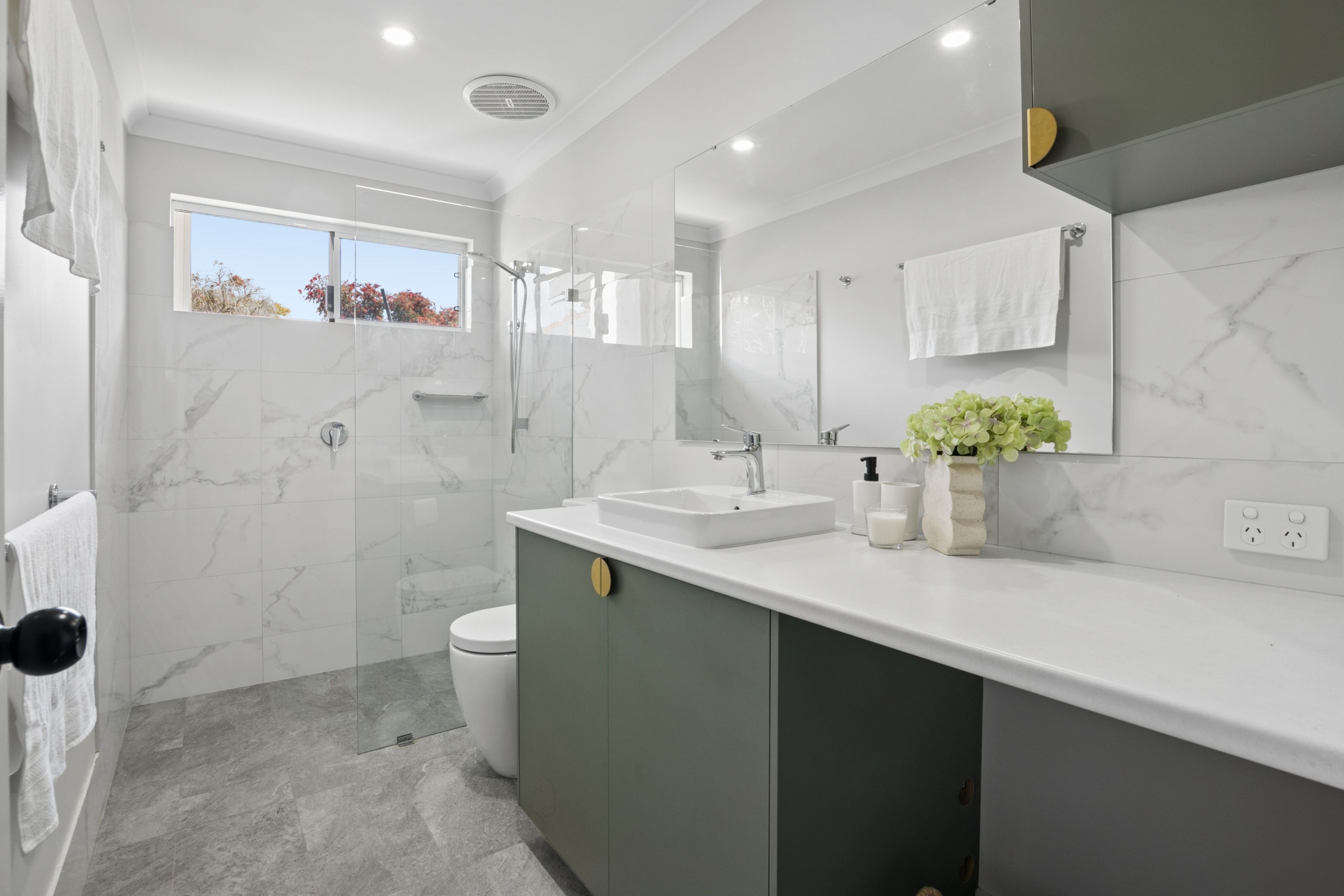 8 Woodlands Street — photo 23 of 30