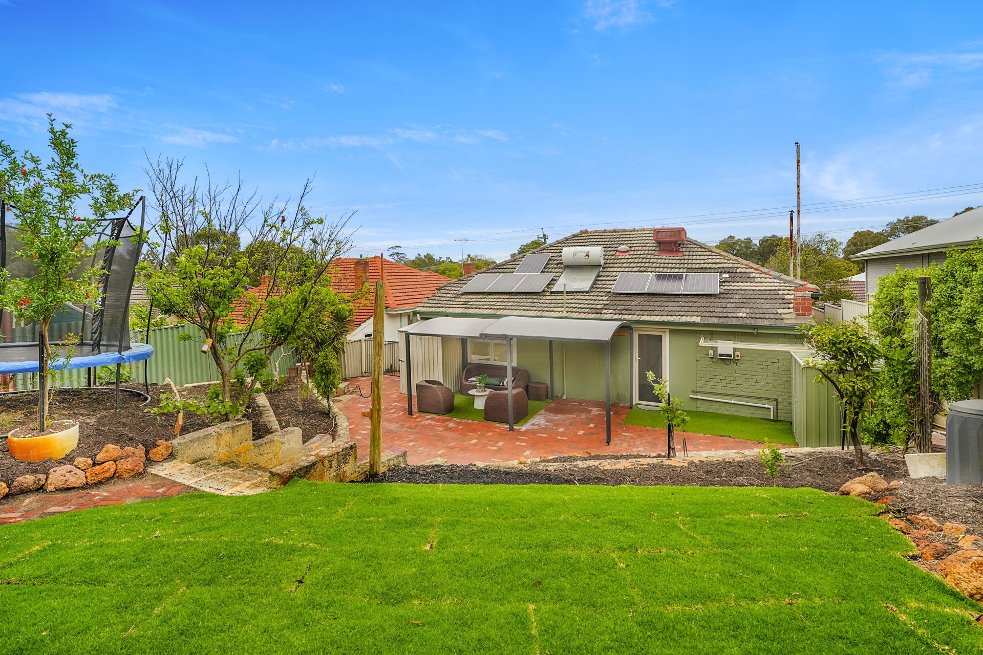 283 Huntriss Road — photo 18 of 21