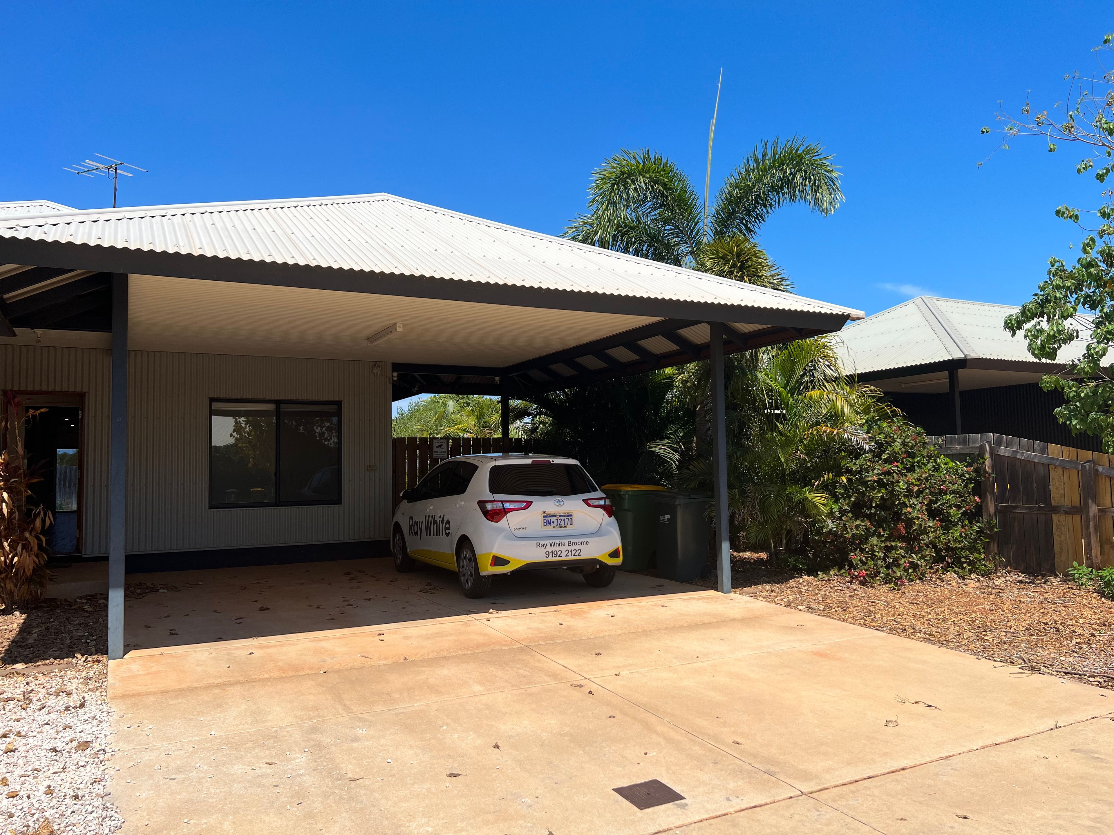 12 Loping Pass, Bilingurr, WA 6725